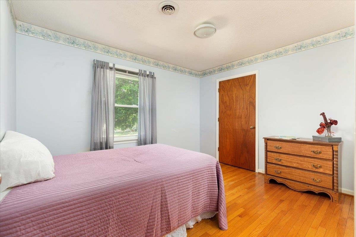 9943 MASSANUTTEN AVE, NEW MARKET, Virginia 22844, 3 Bedrooms Bedrooms, ,2 BathroomsBathrooms,Residential,9943 MASSANUTTEN AVE,676653 MLS # 676653