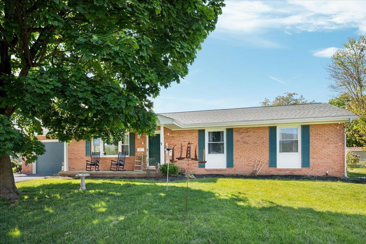 9943 MASSANUTTEN AVE, NEW MARKET, Virginia 22844, 3 Bedrooms Bedrooms, ,2 BathroomsBathrooms,Residential,9943 MASSANUTTEN AVE,676653 MLS # 676653