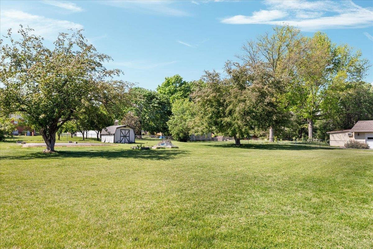 9943 MASSANUTTEN AVE, NEW MARKET, Virginia 22844, 3 Bedrooms Bedrooms, ,2 BathroomsBathrooms,Residential,9943 MASSANUTTEN AVE,676653 MLS # 676653