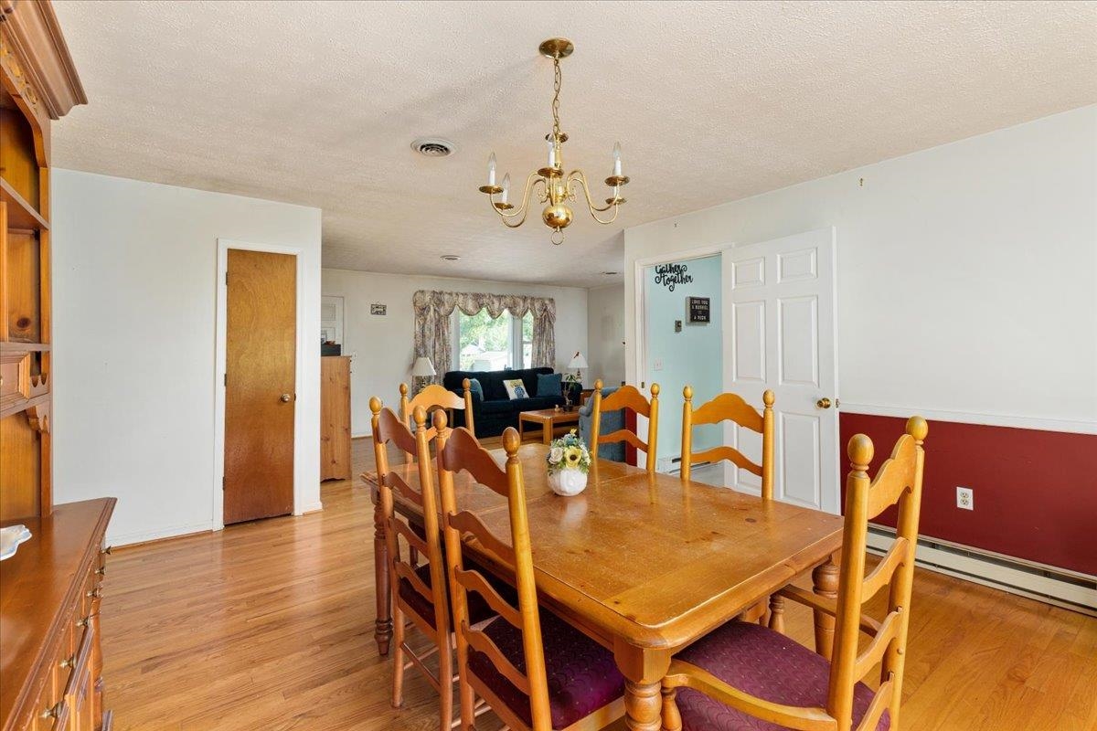 9943 MASSANUTTEN AVE, NEW MARKET, Virginia 22844, 3 Bedrooms Bedrooms, ,2 BathroomsBathrooms,Residential,9943 MASSANUTTEN AVE,676653 MLS # 676653