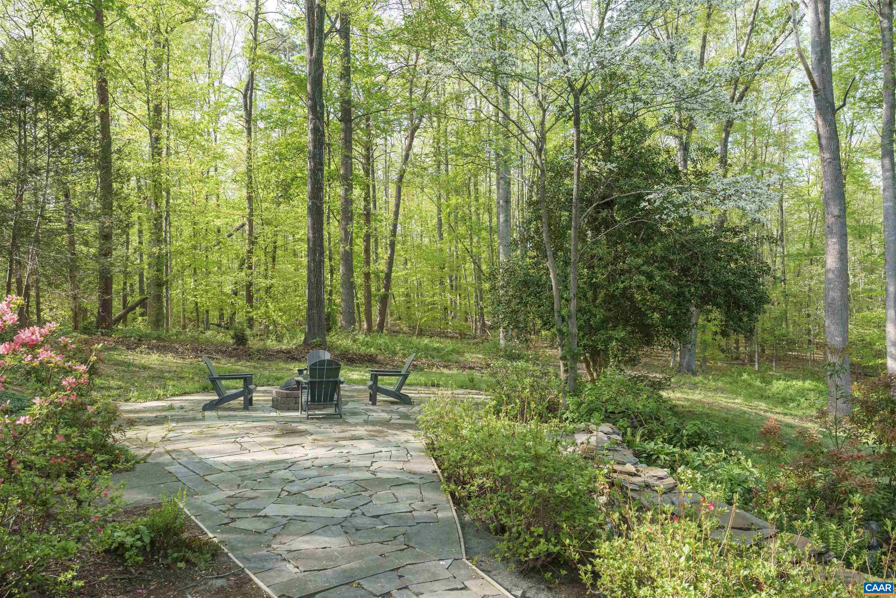 755 LOCHRIDGE LN, EARLYSVILLE, Virginia 22936, 5 Bedrooms Bedrooms, ,4 BathroomsBathrooms,Residential,Spacious, remodeled 5 BR home- private retreat on ,755 LOCHRIDGE LN,676713 MLS # 676713