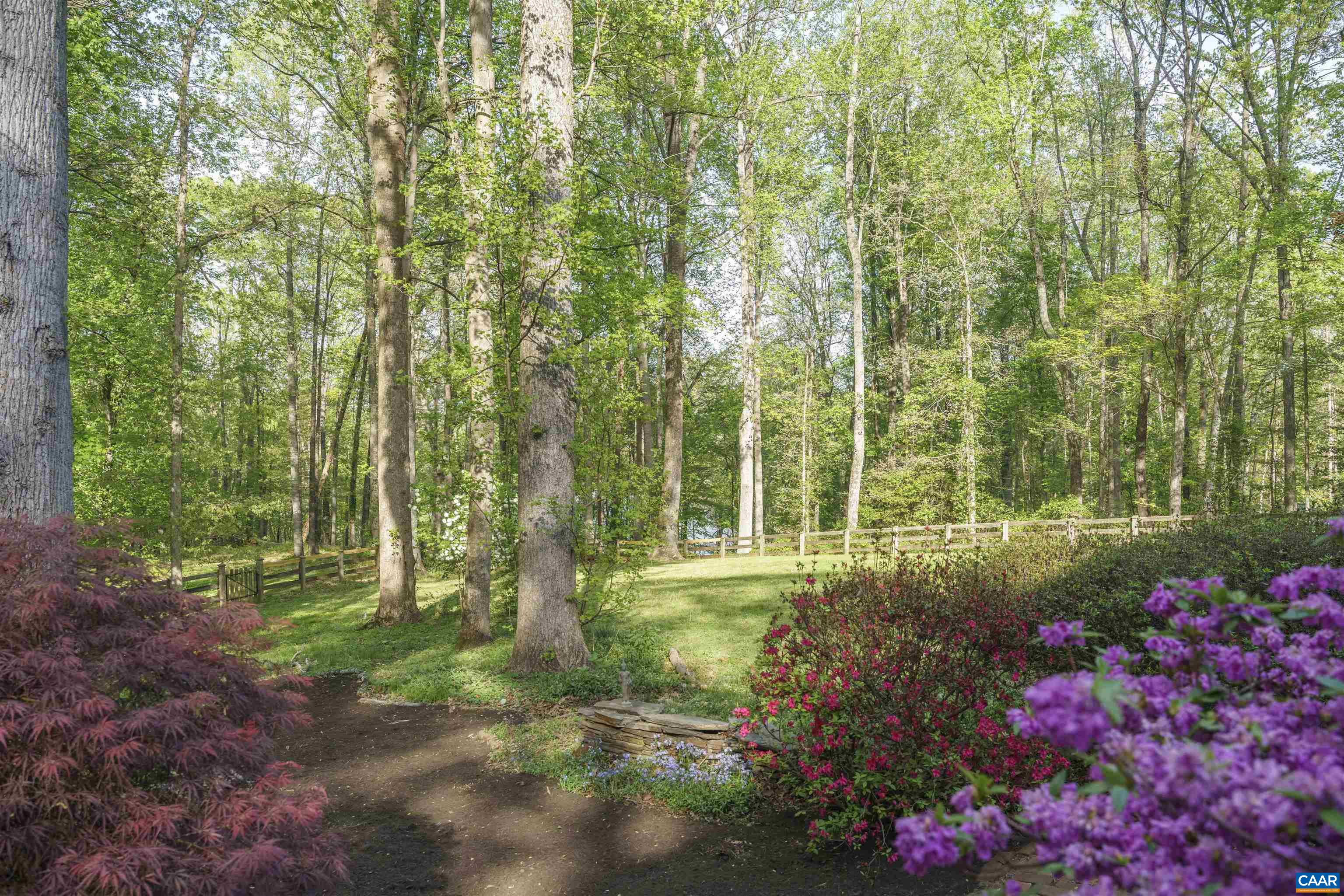755 LOCHRIDGE LN, EARLYSVILLE, Virginia 22936, 5 Bedrooms Bedrooms, ,4 BathroomsBathrooms,Residential,Spacious, remodeled 5 BR home- private retreat on ,755 LOCHRIDGE LN,676713 MLS # 676713