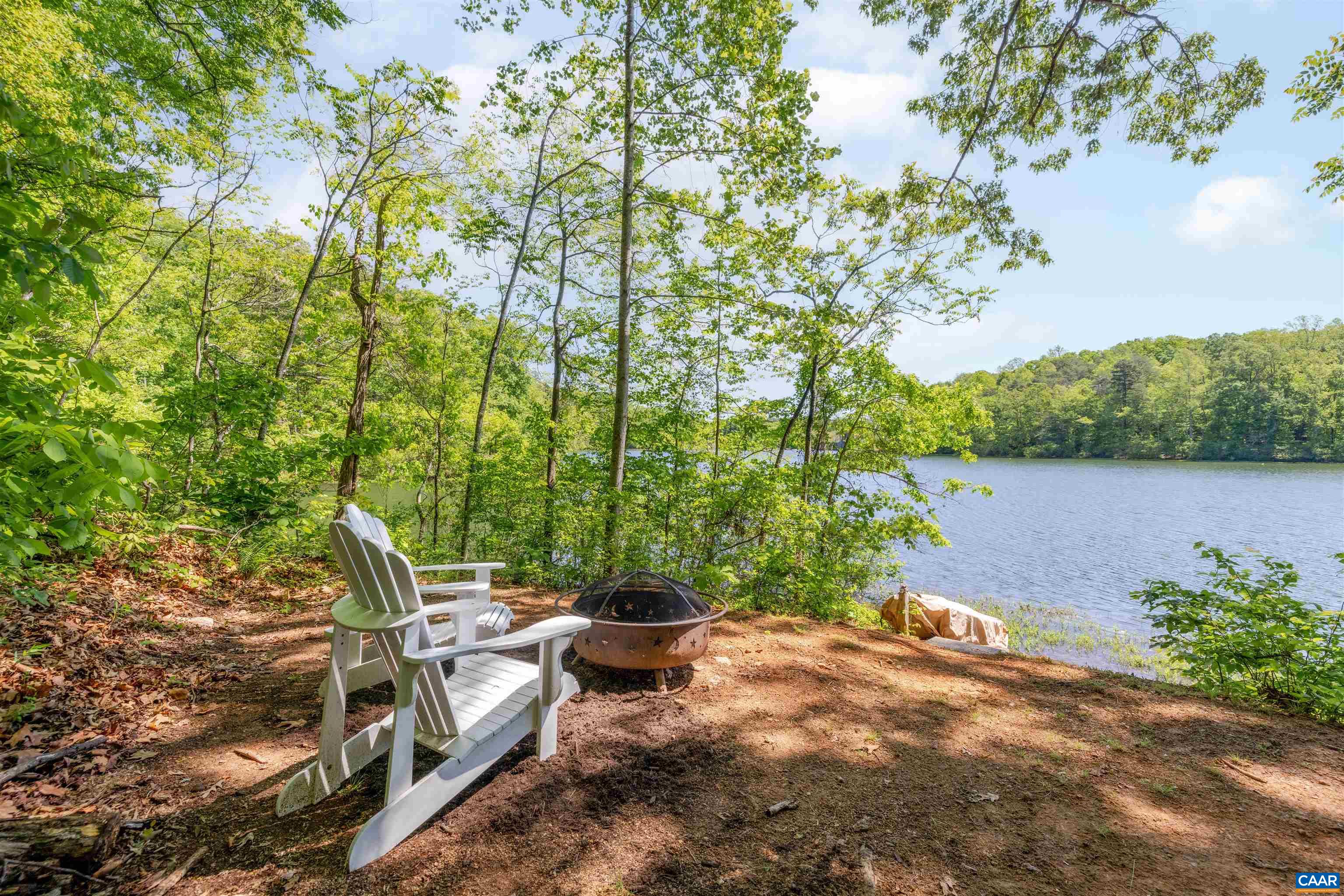 755 LOCHRIDGE LN, EARLYSVILLE, Virginia 22936, 5 Bedrooms Bedrooms, ,4 BathroomsBathrooms,Residential,Spacious, remodeled 5 BR home- private retreat on ,755 LOCHRIDGE LN,676713 MLS # 676713