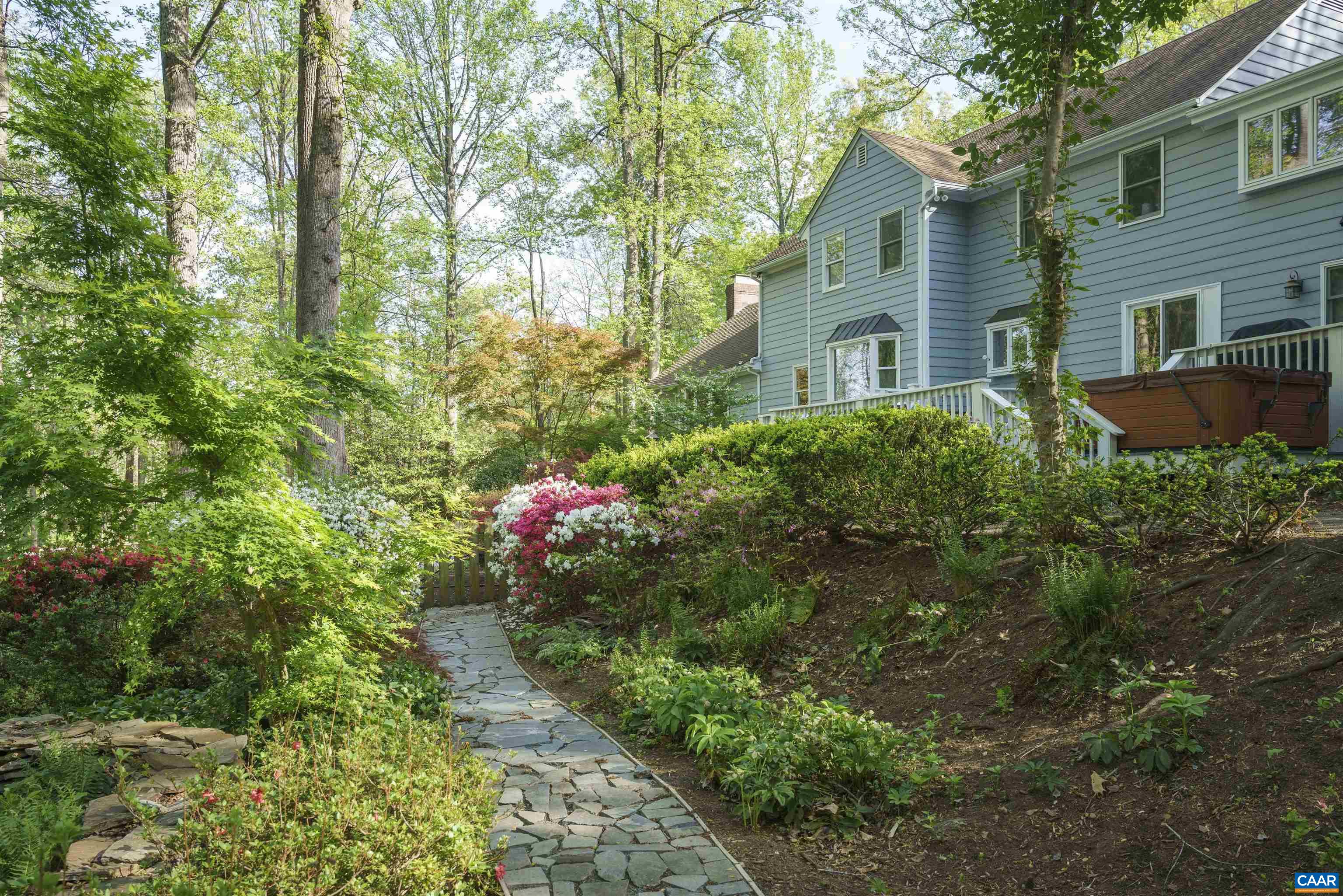 755 LOCHRIDGE LN, EARLYSVILLE, Virginia 22936, 5 Bedrooms Bedrooms, ,4 BathroomsBathrooms,Residential,Spacious, remodeled 5 BR home- private retreat on ,755 LOCHRIDGE LN,676713 MLS # 676713