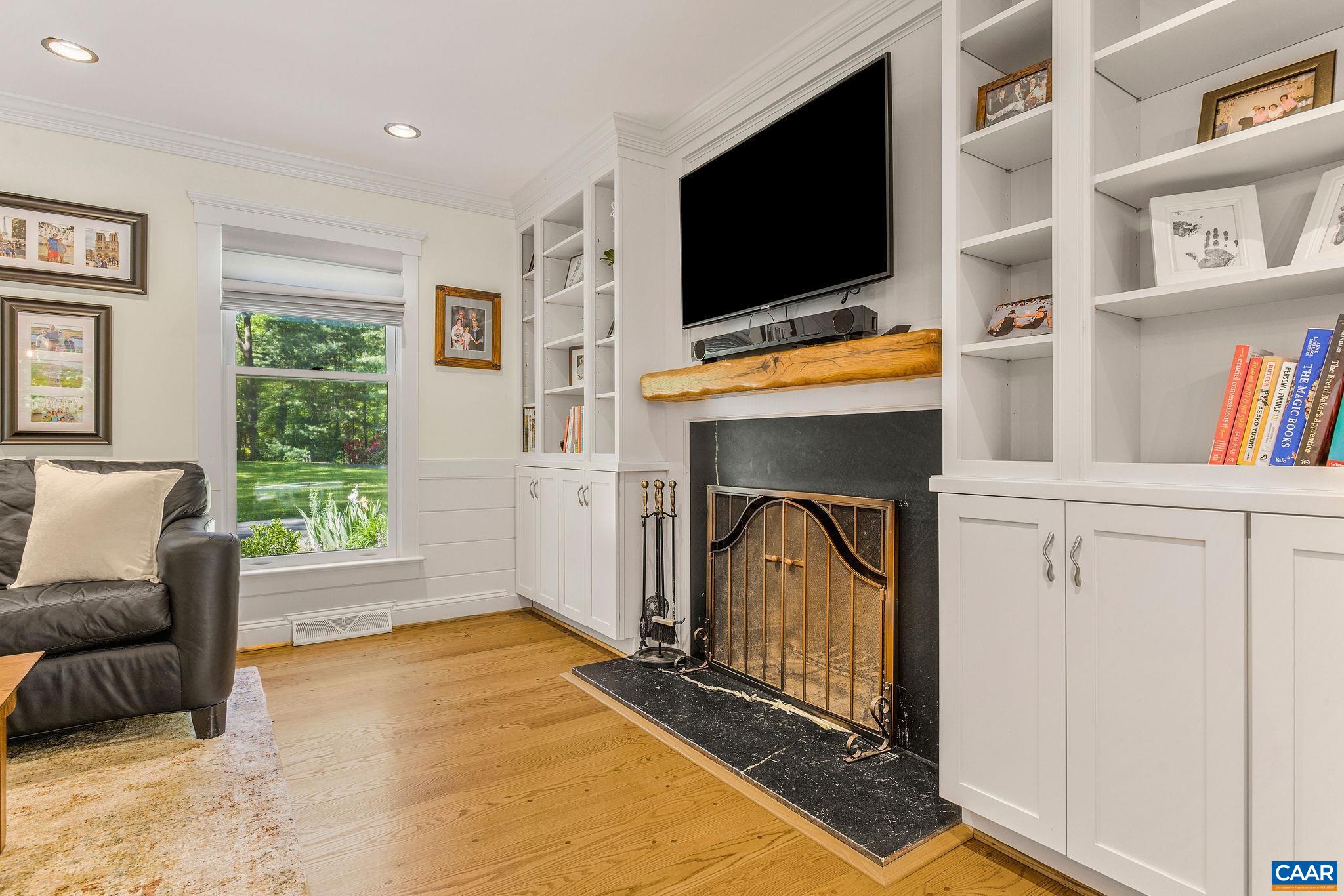 755 LOCHRIDGE LN, EARLYSVILLE, Virginia 22936, 5 Bedrooms Bedrooms, ,4 BathroomsBathrooms,Residential,Spacious, remodeled 5 BR home- private retreat on ,755 LOCHRIDGE LN,676713 MLS # 676713
