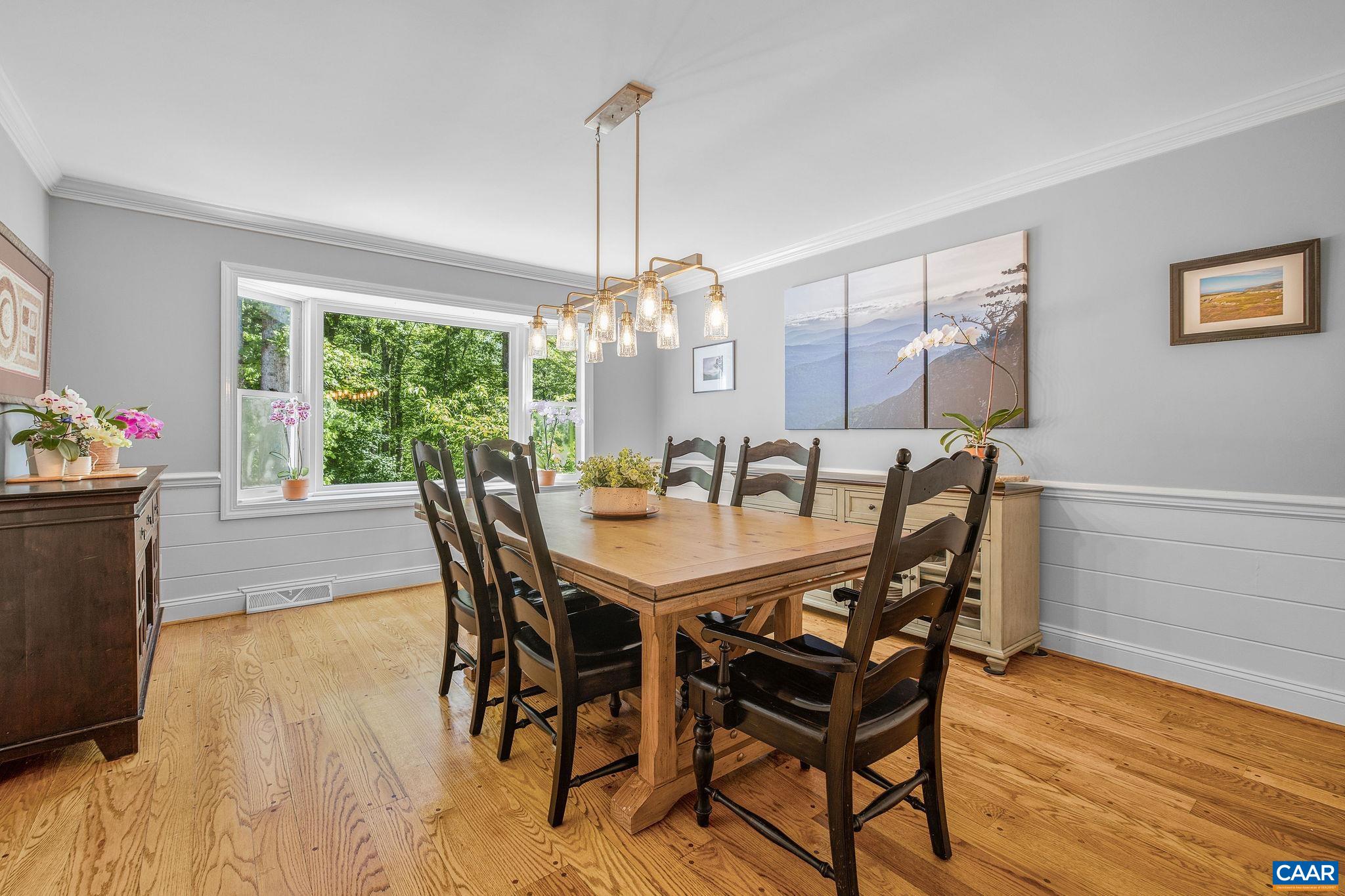 755 LOCHRIDGE LN, EARLYSVILLE, Virginia 22936, 5 Bedrooms Bedrooms, ,4 BathroomsBathrooms,Residential,Spacious, remodeled 5 BR home- private retreat on ,755 LOCHRIDGE LN,676713 MLS # 676713