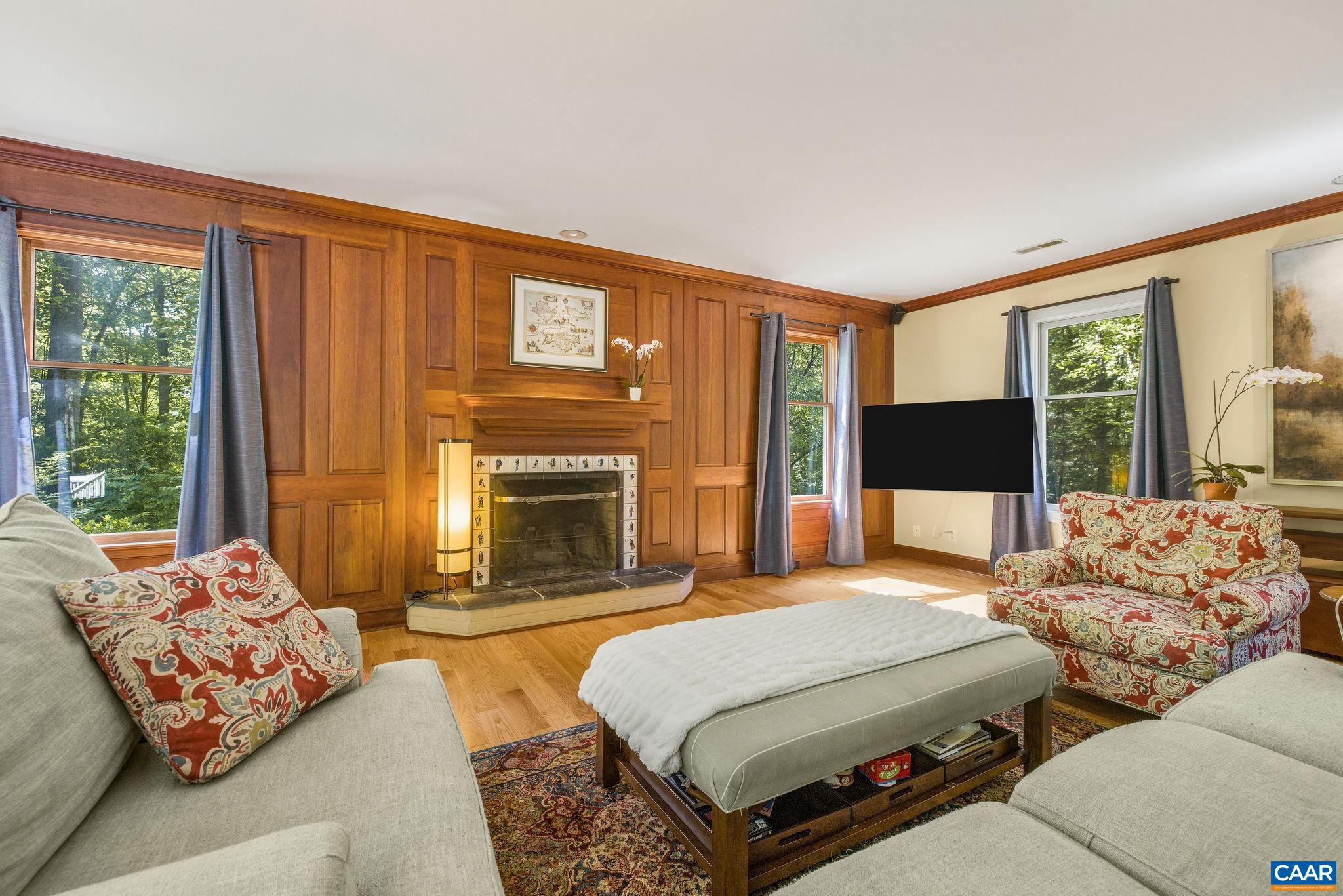 755 LOCHRIDGE LN, EARLYSVILLE, Virginia 22936, 5 Bedrooms Bedrooms, ,4 BathroomsBathrooms,Residential,Spacious, remodeled 5 BR home- private retreat on ,755 LOCHRIDGE LN,676713 MLS # 676713