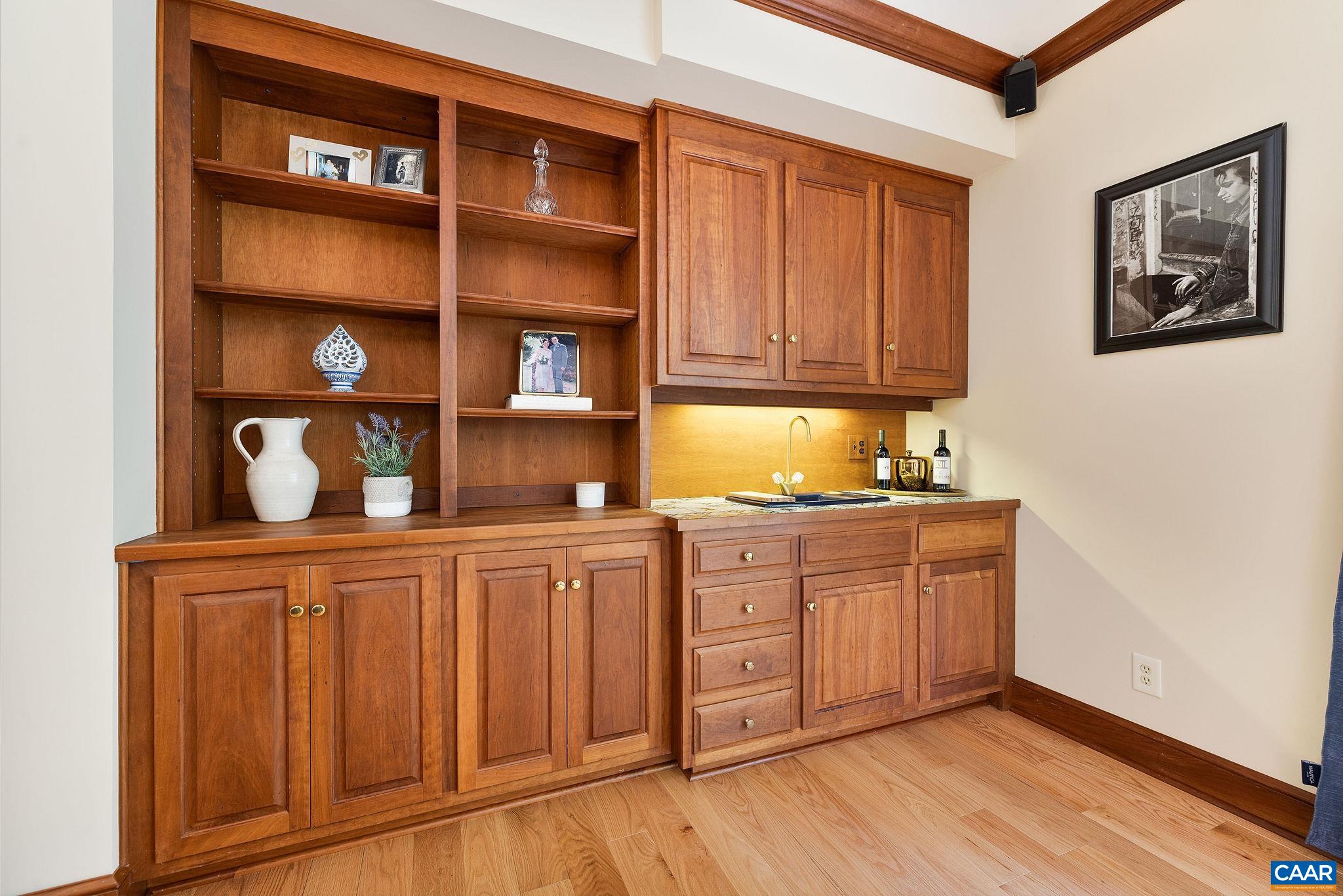 755 LOCHRIDGE LN, EARLYSVILLE, Virginia 22936, 5 Bedrooms Bedrooms, ,4 BathroomsBathrooms,Residential,Spacious, remodeled 5 BR home- private retreat on ,755 LOCHRIDGE LN,676713 MLS # 676713