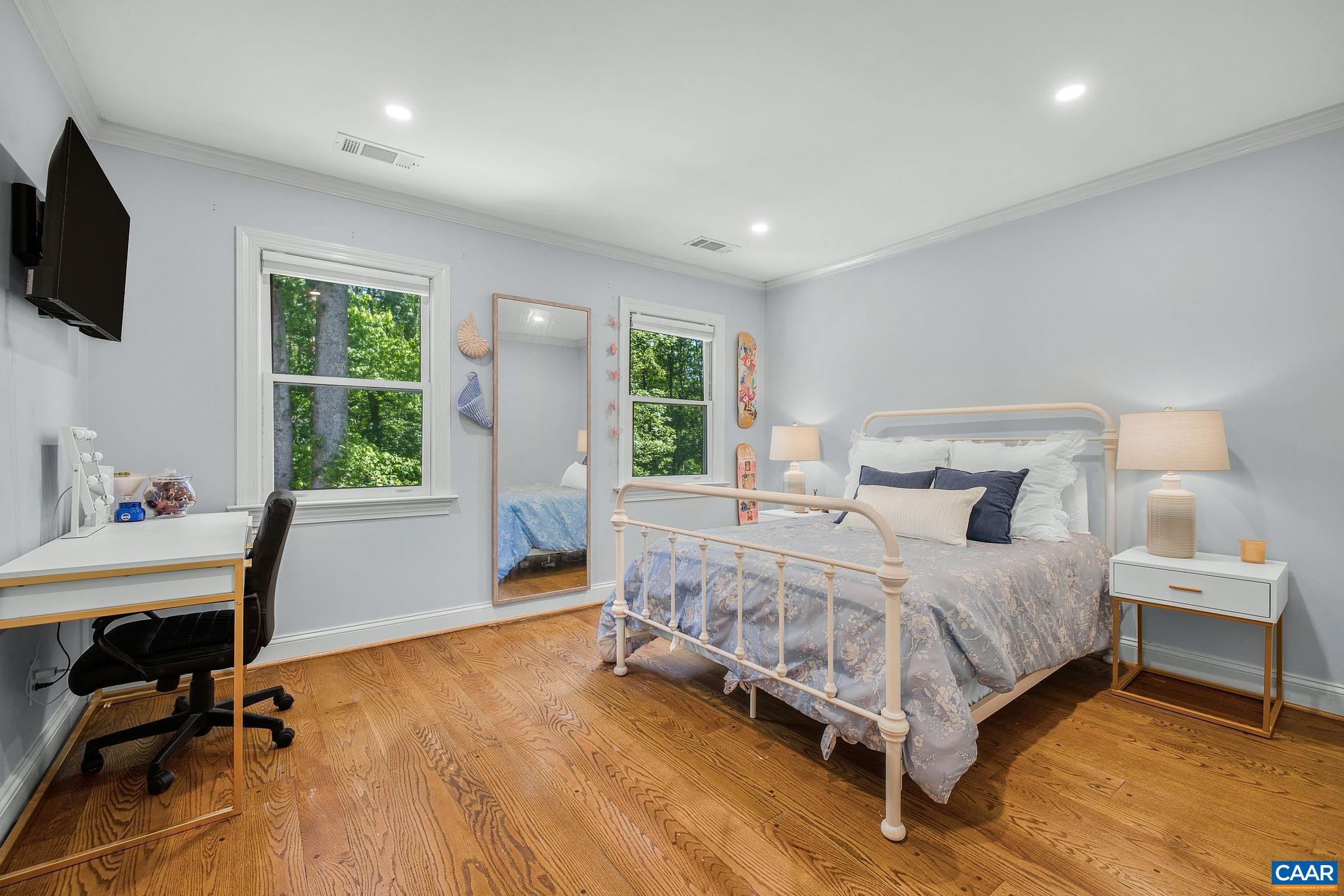 755 LOCHRIDGE LN, EARLYSVILLE, Virginia 22936, 5 Bedrooms Bedrooms, ,4 BathroomsBathrooms,Residential,Spacious, remodeled 5 BR home- private retreat on ,755 LOCHRIDGE LN,676713 MLS # 676713