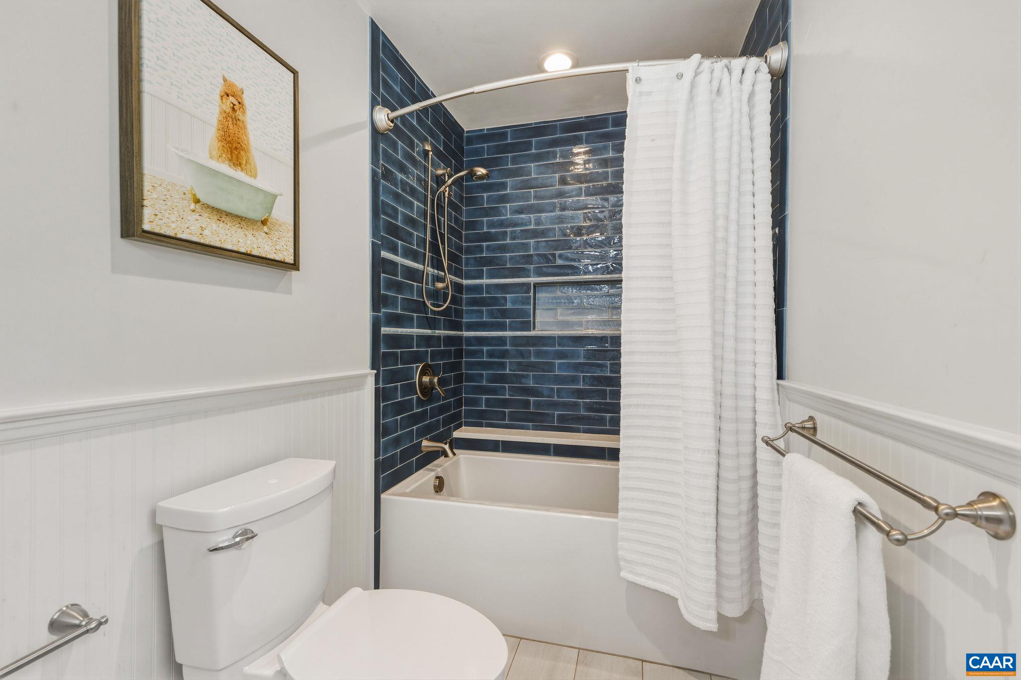755 LOCHRIDGE LN, EARLYSVILLE, Virginia 22936, 5 Bedrooms Bedrooms, ,4 BathroomsBathrooms,Residential,Spacious, remodeled 5 BR home- private retreat on ,755 LOCHRIDGE LN,676713 MLS # 676713