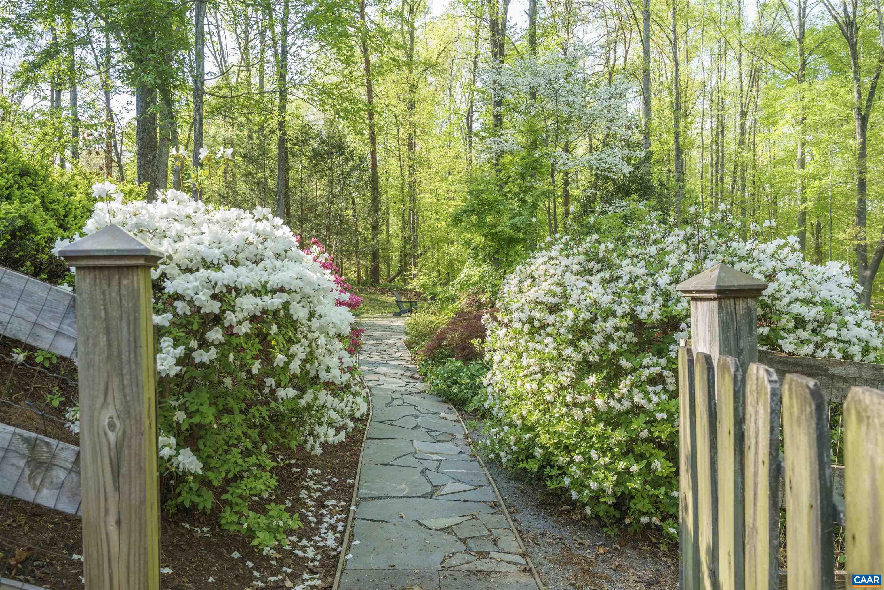 755 LOCHRIDGE LN, EARLYSVILLE, Virginia 22936, 5 Bedrooms Bedrooms, ,4 BathroomsBathrooms,Residential,Spacious, remodeled 5 BR home- private retreat on ,755 LOCHRIDGE LN,676713 MLS # 676713