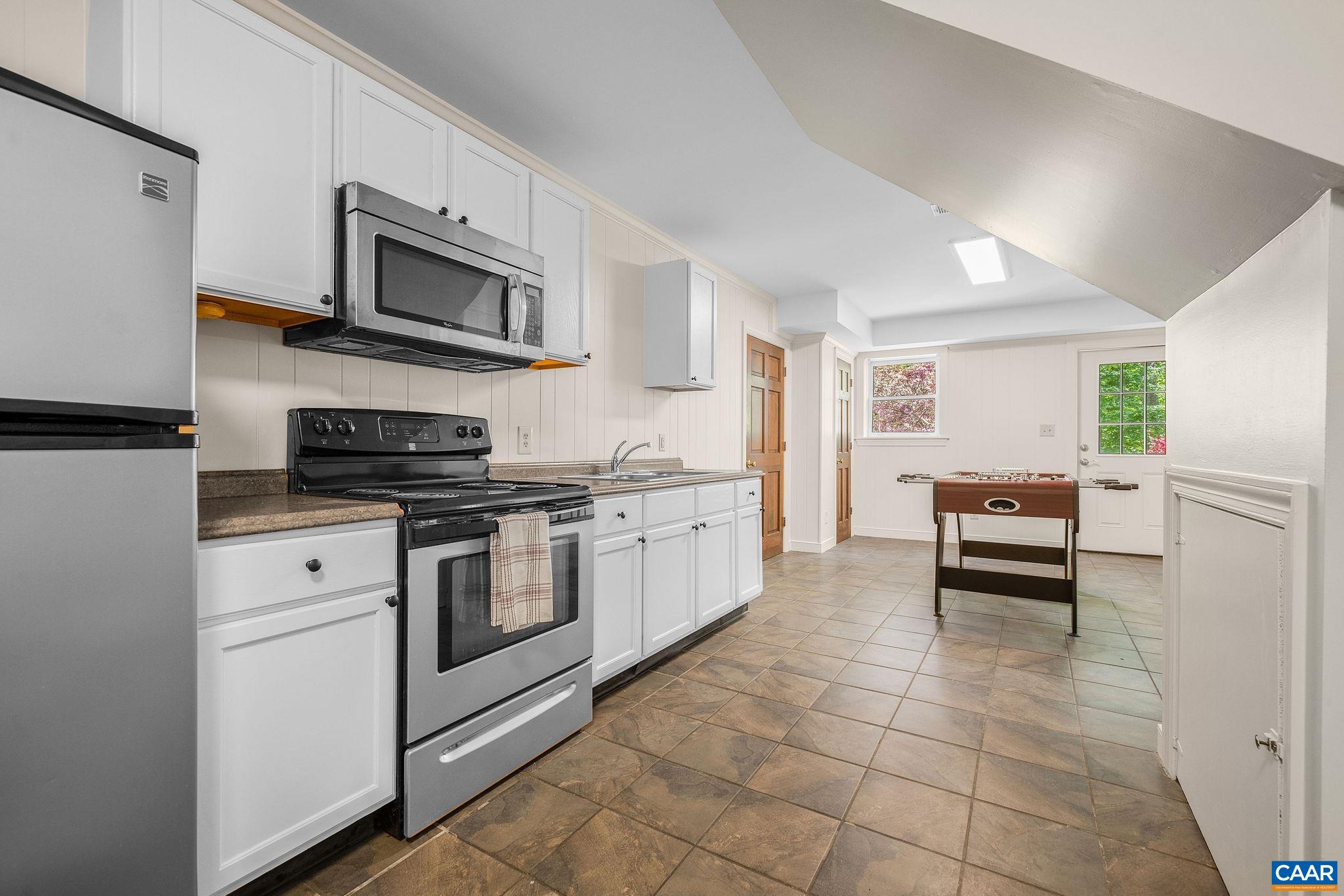 755 LOCHRIDGE LN, EARLYSVILLE, Virginia 22936, 5 Bedrooms Bedrooms, ,4 BathroomsBathrooms,Residential,Spacious, remodeled 5 BR home- private retreat on ,755 LOCHRIDGE LN,676713 MLS # 676713