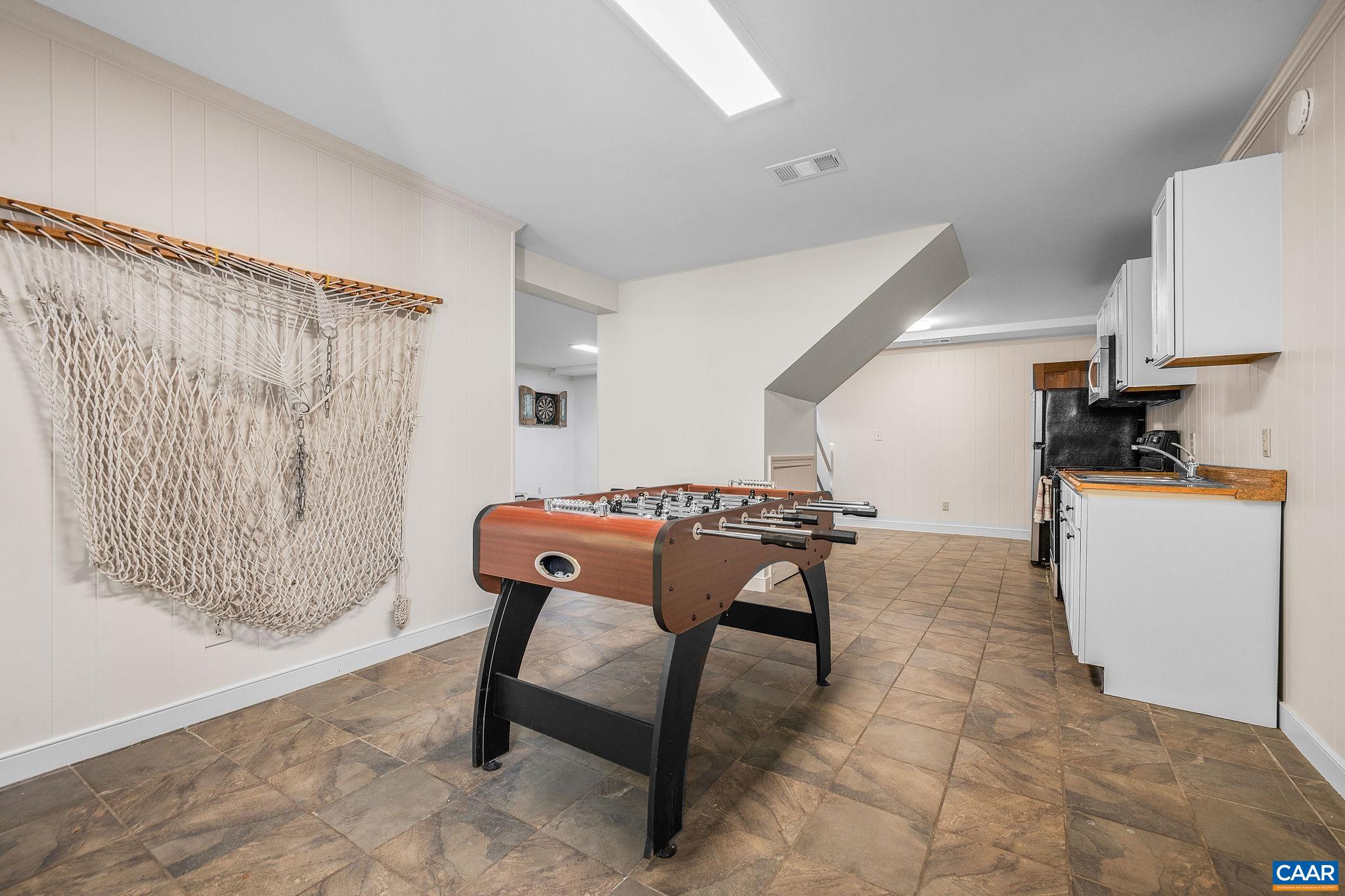 755 LOCHRIDGE LN, EARLYSVILLE, Virginia 22936, 5 Bedrooms Bedrooms, ,4 BathroomsBathrooms,Residential,Spacious, remodeled 5 BR home- private retreat on ,755 LOCHRIDGE LN,676713 MLS # 676713