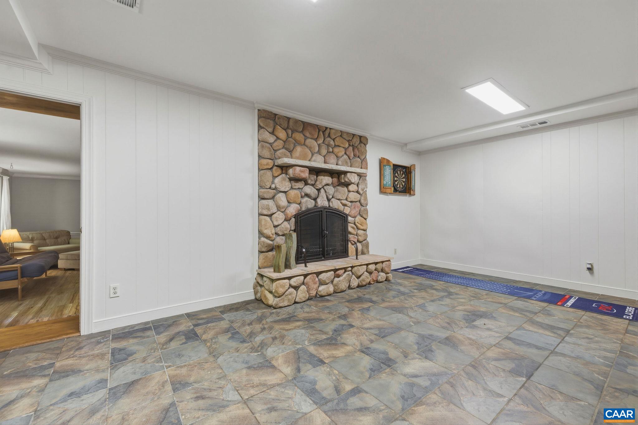 755 LOCHRIDGE LN, EARLYSVILLE, Virginia 22936, 5 Bedrooms Bedrooms, ,4 BathroomsBathrooms,Residential,Spacious, remodeled 5 BR home- private retreat on ,755 LOCHRIDGE LN,676713 MLS # 676713