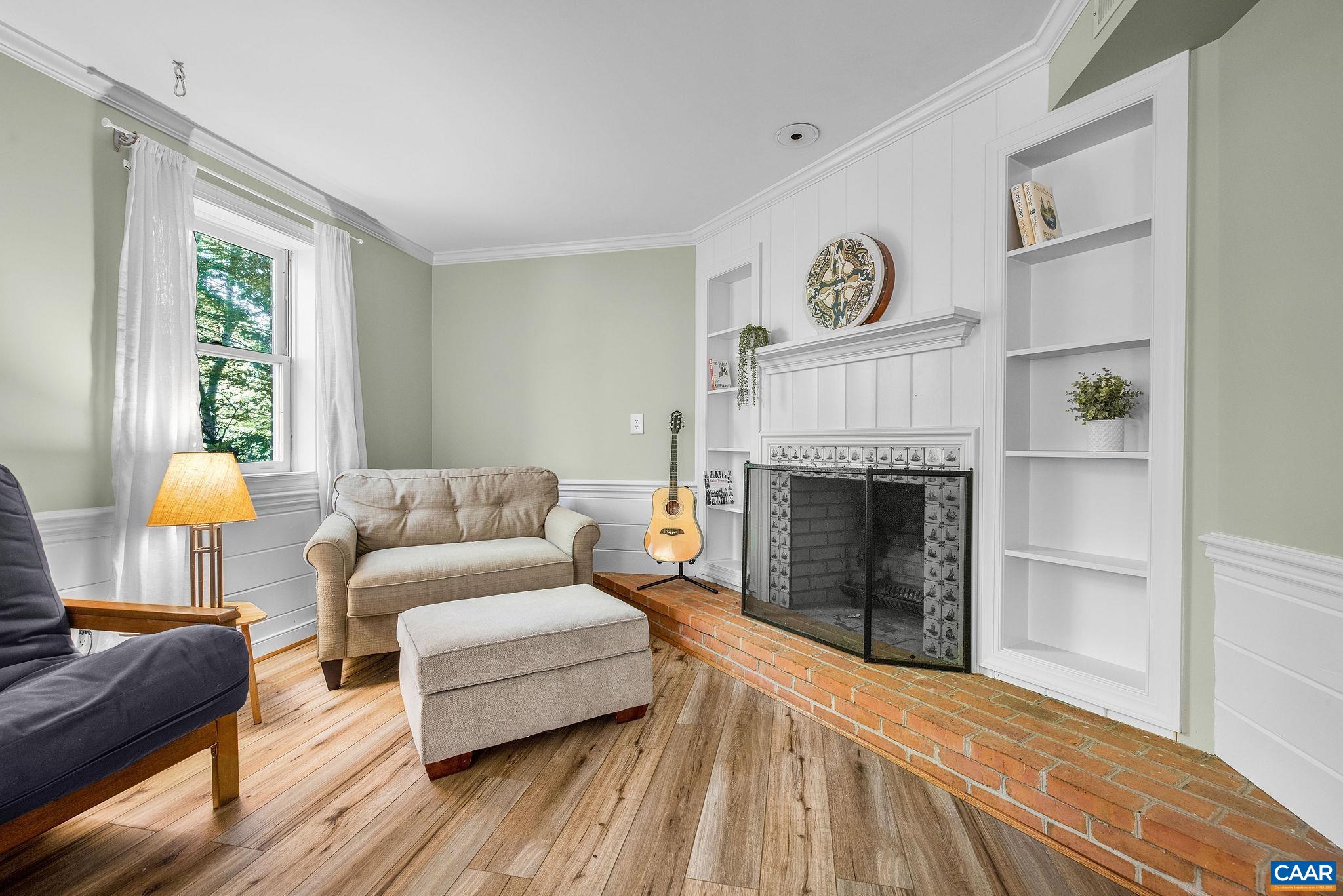 755 LOCHRIDGE LN, EARLYSVILLE, Virginia 22936, 5 Bedrooms Bedrooms, ,4 BathroomsBathrooms,Residential,Spacious, remodeled 5 BR home- private retreat on ,755 LOCHRIDGE LN,676713 MLS # 676713