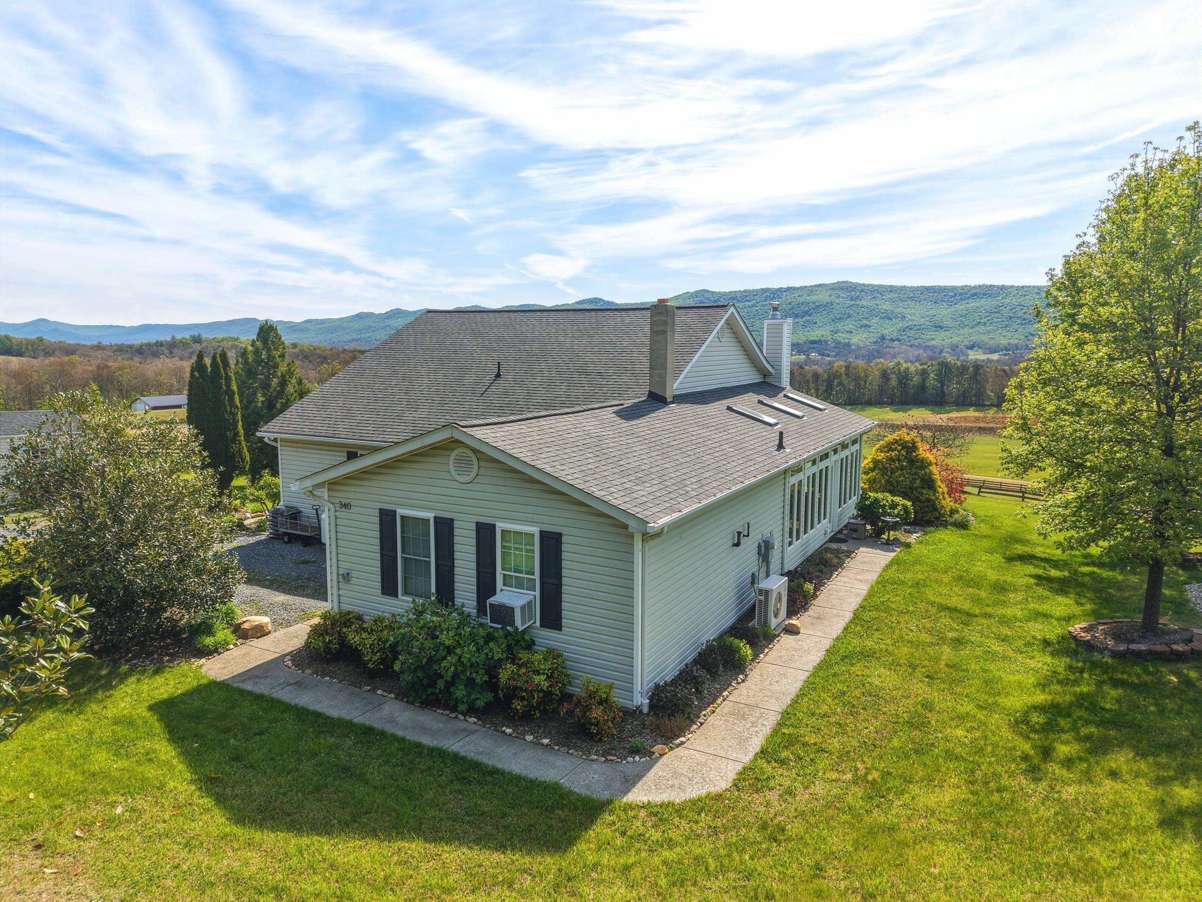 340 NAZARETH DR, FORT VALLEY, Virginia 22652, 3 Bedrooms Bedrooms, ,2 BathroomsBathrooms,Residential,340 NAZARETH DR,676745 MLS # 676745
