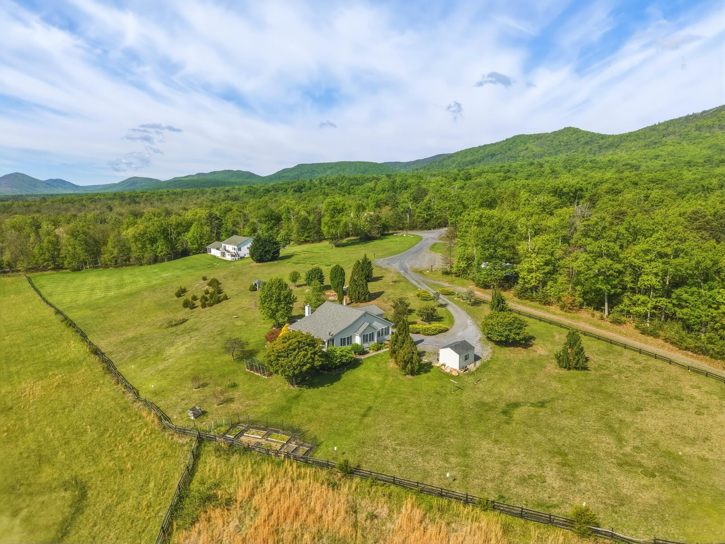 340 NAZARETH DR, FORT VALLEY, Virginia 22652, 3 Bedrooms Bedrooms, ,2 BathroomsBathrooms,Residential,340 NAZARETH DR,676745 MLS # 676745