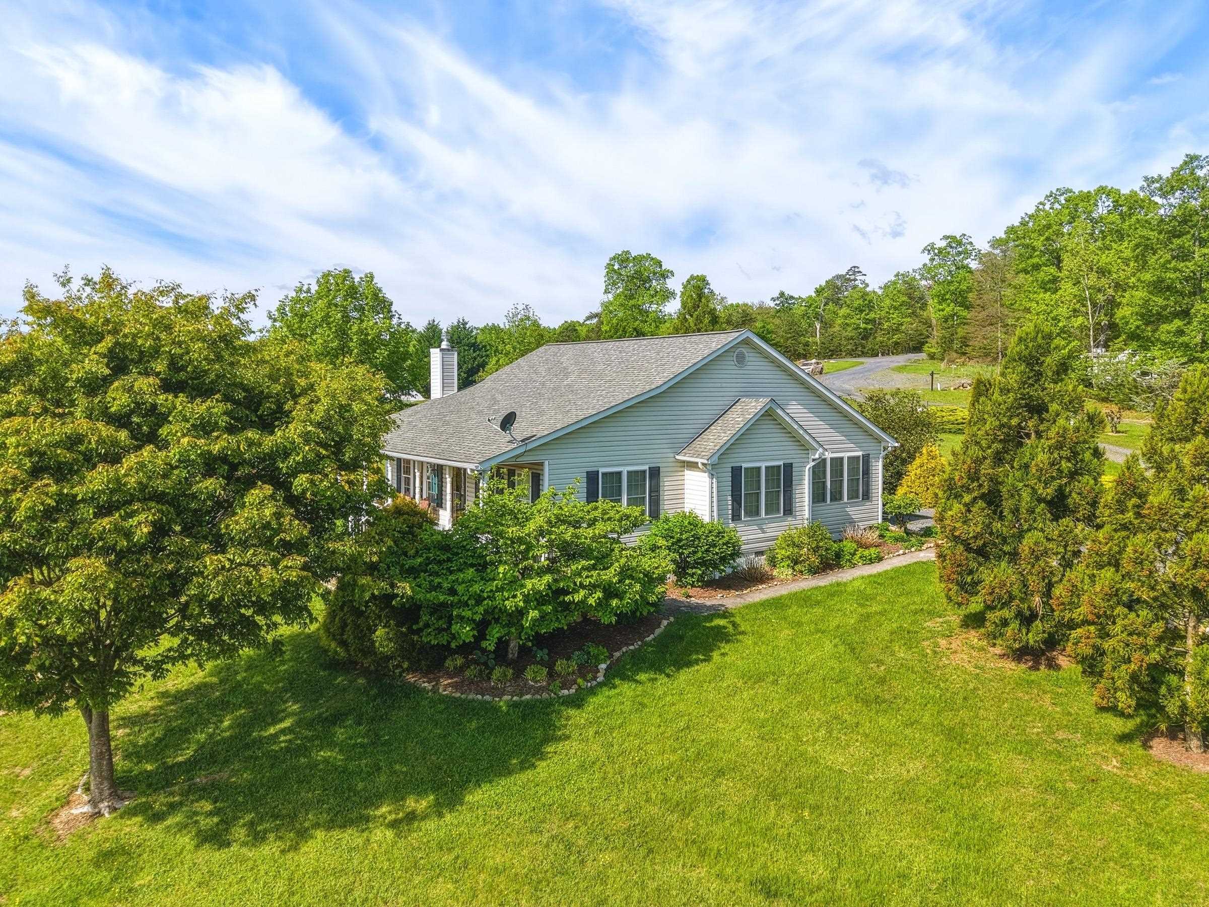 340 NAZARETH DR, FORT VALLEY, Virginia 22652, 3 Bedrooms Bedrooms, ,2 BathroomsBathrooms,Residential,340 NAZARETH DR,676745 MLS # 676745