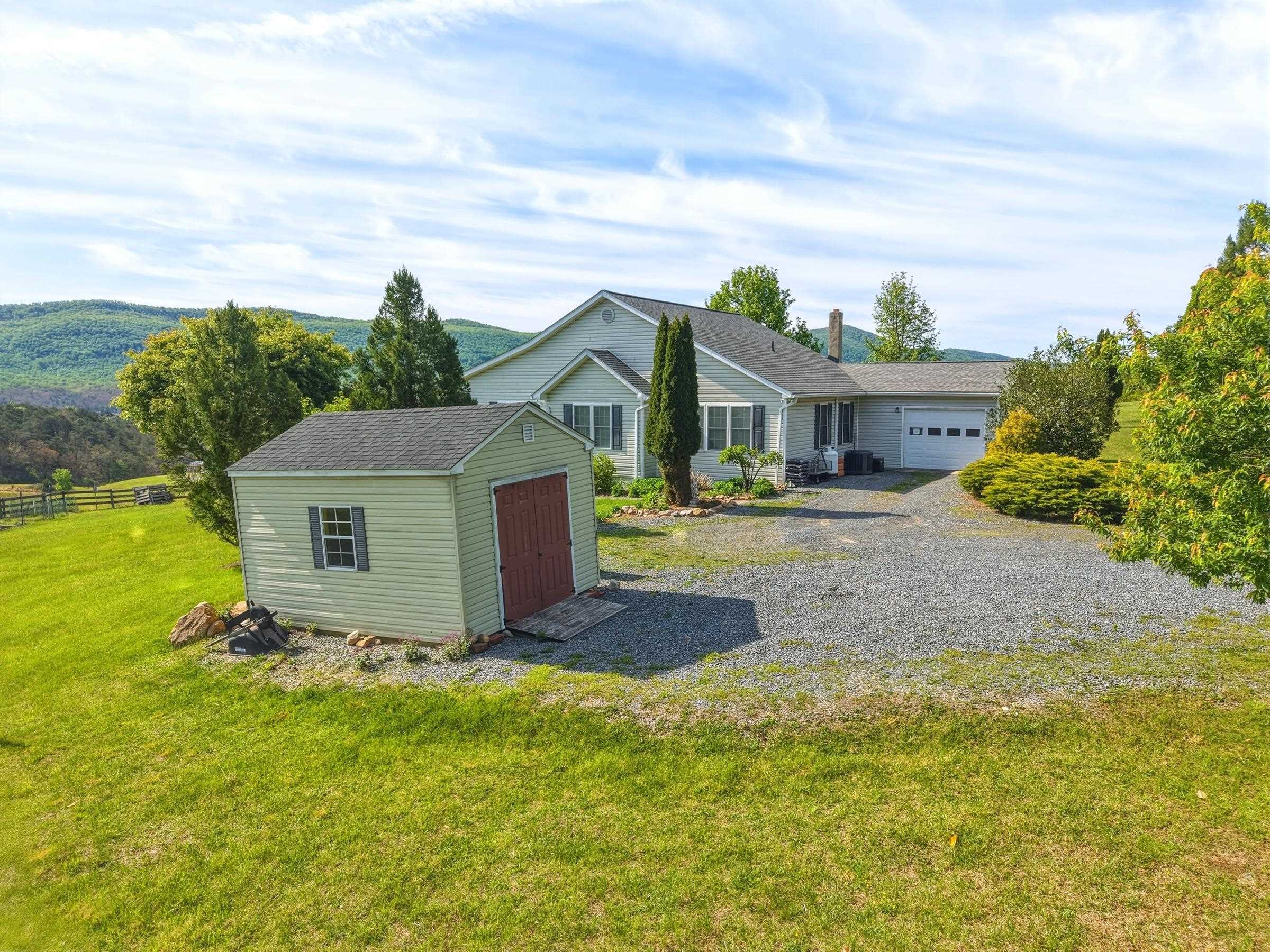 340 NAZARETH DR, FORT VALLEY, Virginia 22652, 3 Bedrooms Bedrooms, ,2 BathroomsBathrooms,Residential,340 NAZARETH DR,676745 MLS # 676745