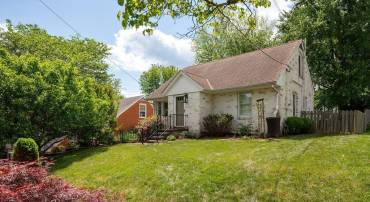 908 DRUID AVE, CHARLOTTESVILLE, Virginia 22902, 4 Bedrooms Bedrooms, ,3 BathroomsBathrooms,Residential,908 DRUID AVE,676766 MLS # 676766