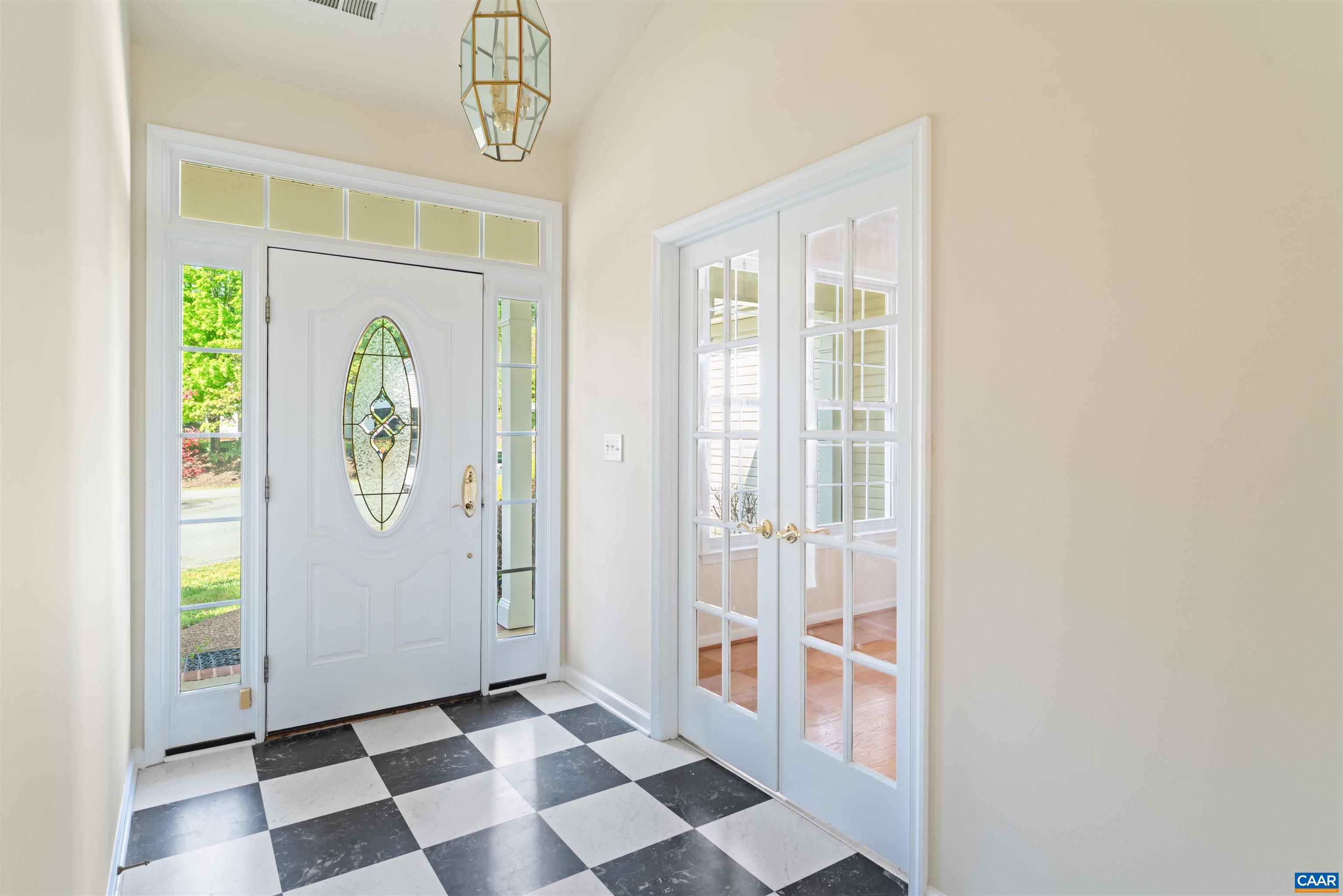 103 RUNNING FOX LN, CHARLOTTESVILLE, Virginia 22902, 3 Bedrooms Bedrooms, ,2 BathroomsBathrooms,Residential,103 RUNNING FOX LN,676791 MLS # 676791