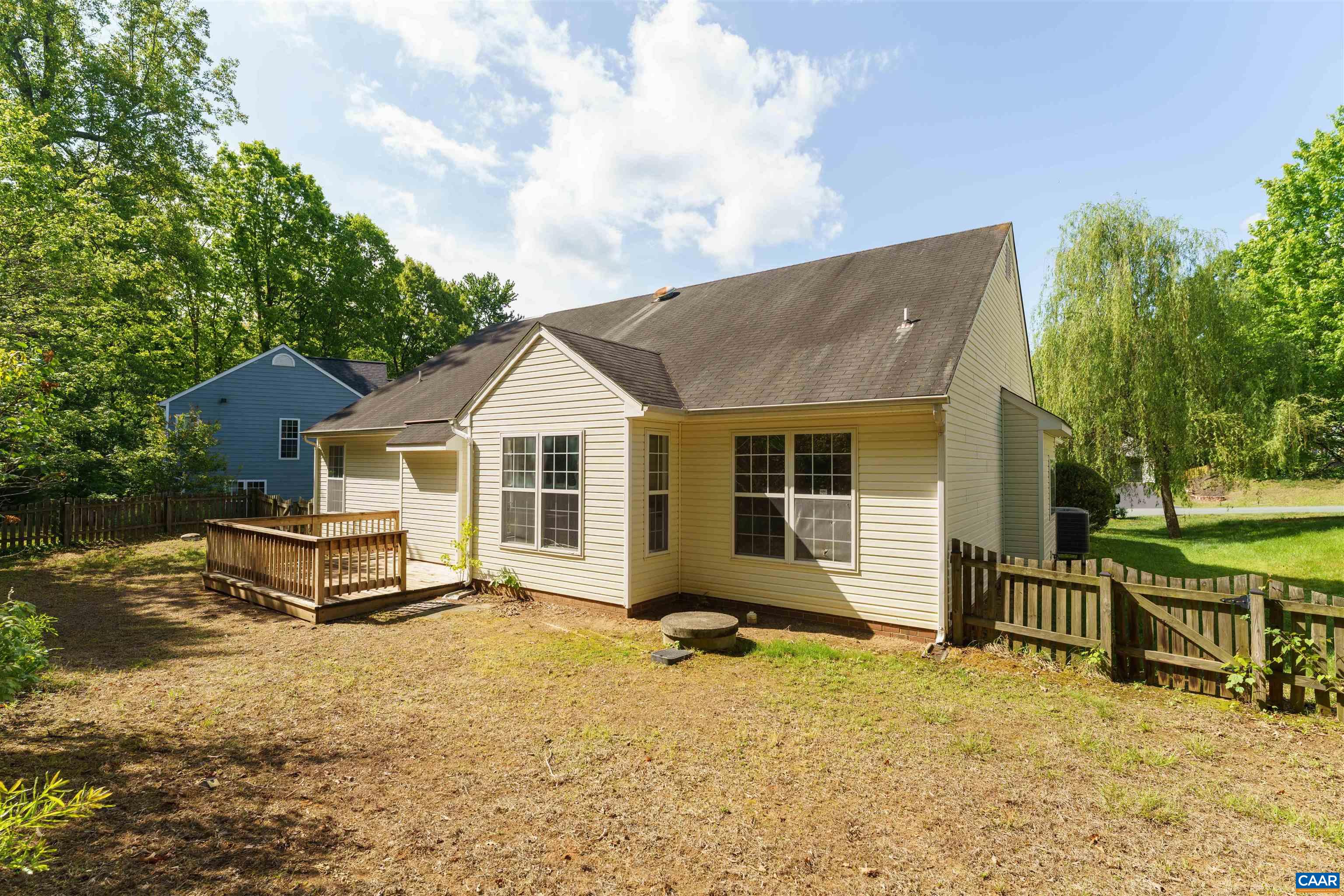103 RUNNING FOX LN, CHARLOTTESVILLE, Virginia 22902, 3 Bedrooms Bedrooms, ,2 BathroomsBathrooms,Residential,103 RUNNING FOX LN,676791 MLS # 676791