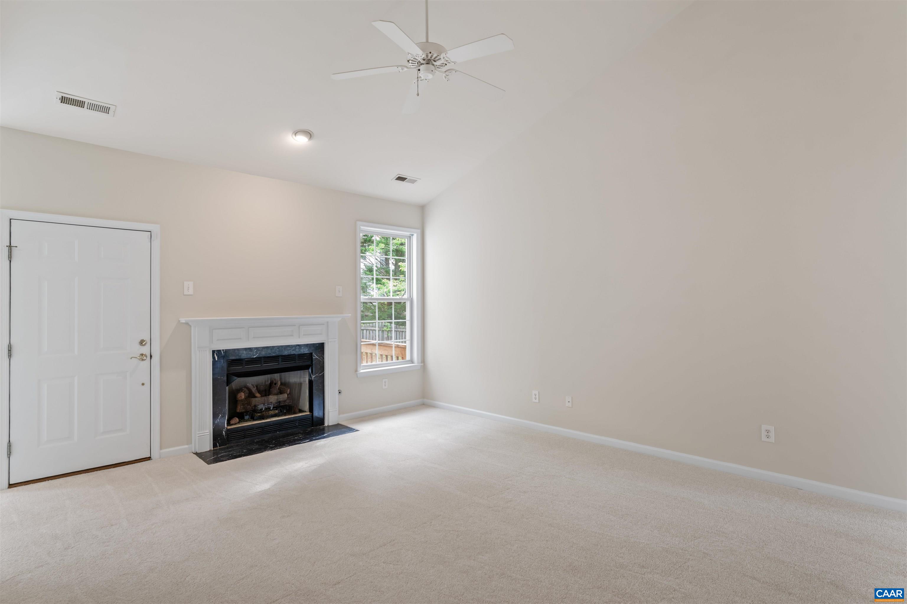 103 RUNNING FOX LN, CHARLOTTESVILLE, Virginia 22902, 3 Bedrooms Bedrooms, ,2 BathroomsBathrooms,Residential,103 RUNNING FOX LN,676791 MLS # 676791