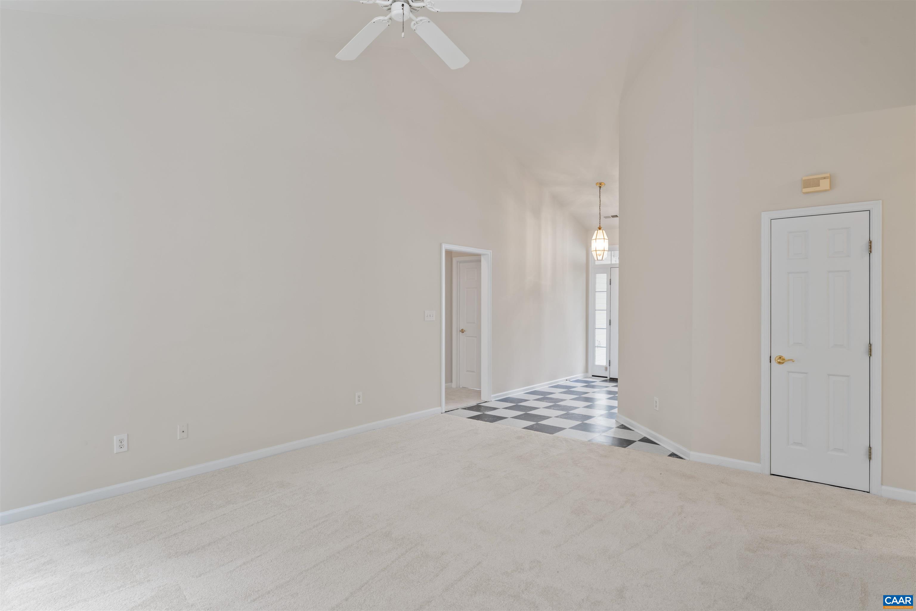 103 RUNNING FOX LN, CHARLOTTESVILLE, Virginia 22902, 3 Bedrooms Bedrooms, ,2 BathroomsBathrooms,Residential,103 RUNNING FOX LN,676791 MLS # 676791