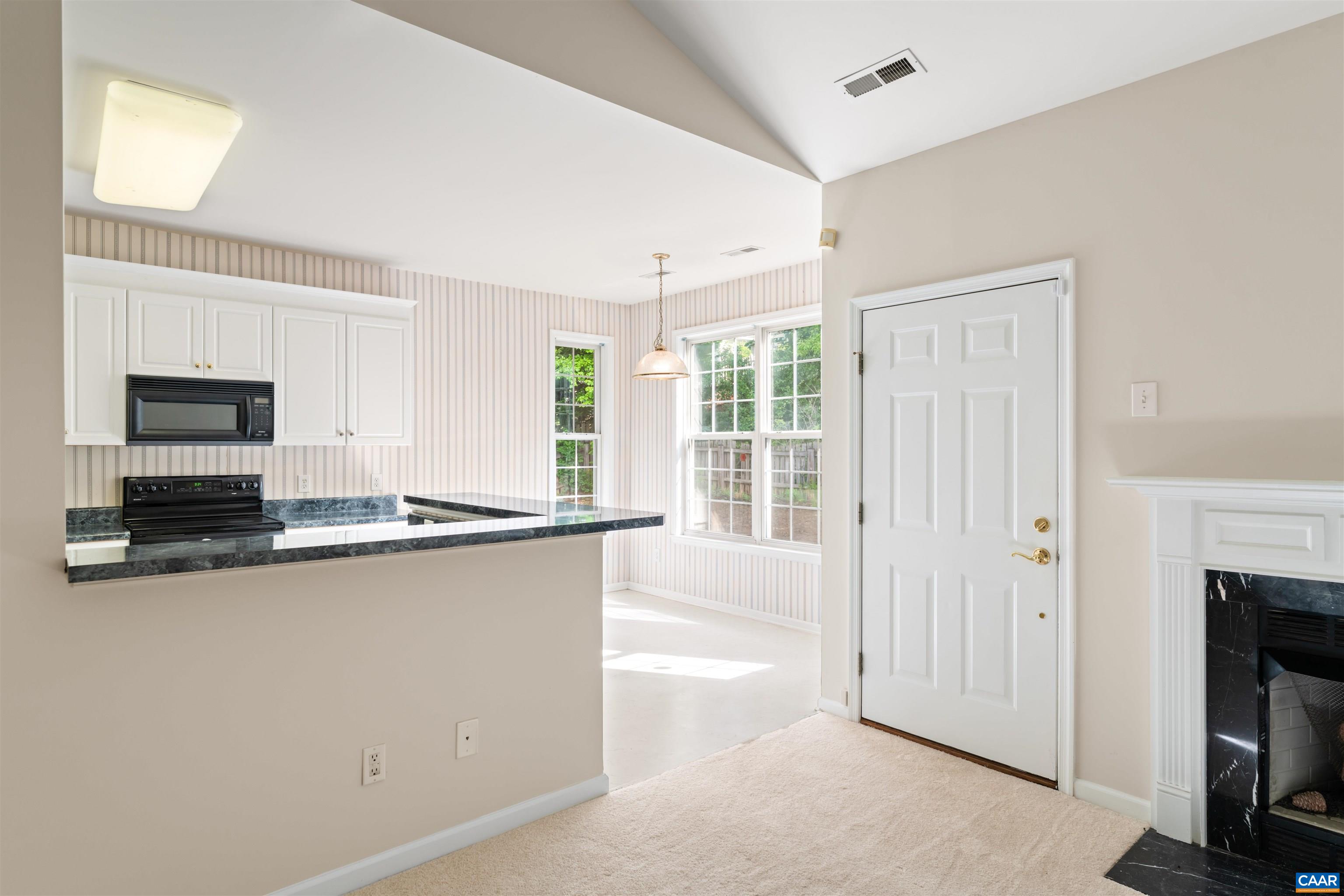 103 RUNNING FOX LN, CHARLOTTESVILLE, Virginia 22902, 3 Bedrooms Bedrooms, ,2 BathroomsBathrooms,Residential,103 RUNNING FOX LN,676791 MLS # 676791