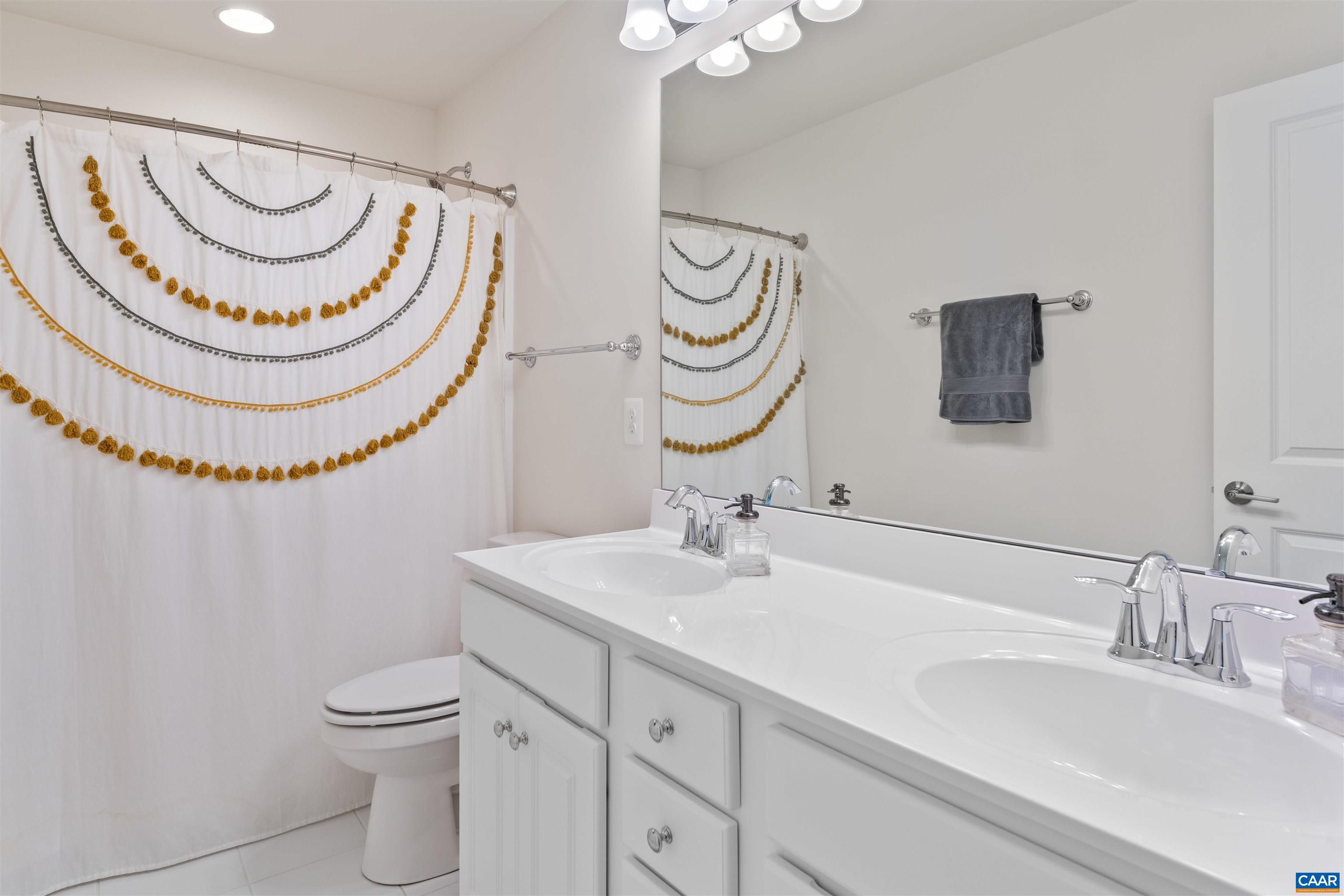 222 BISHOPGATE LN, CROZET, Virginia 22932, 4 Bedrooms Bedrooms, ,3 BathroomsBathrooms,Residential,KEMPTON,222 BISHOPGATE LN,676823 MLS # 676823