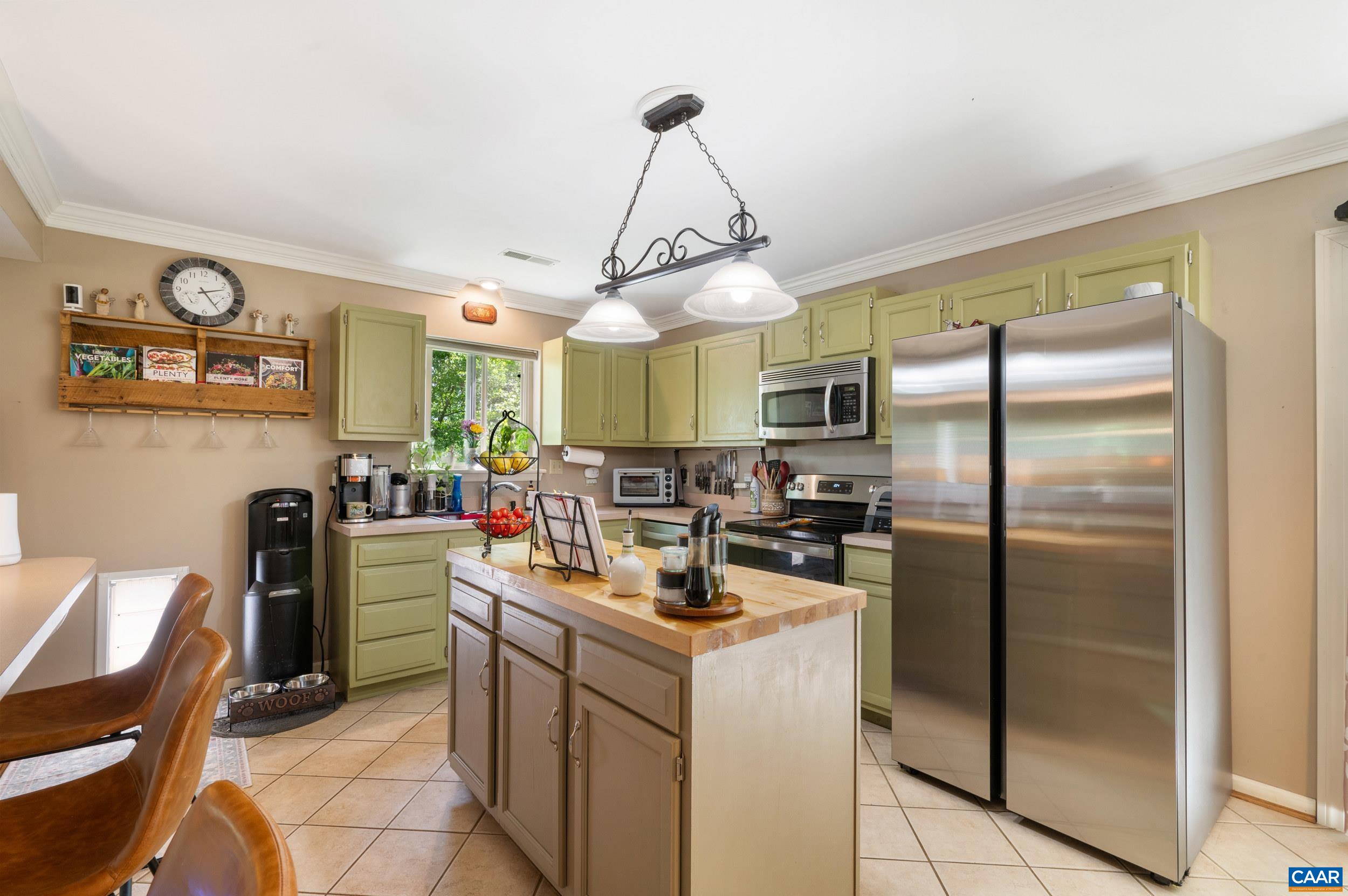 352 DANIELS RD, BARBOURSVILLE, Virginia 22923, 4 Bedrooms Bedrooms, ,2 BathroomsBathrooms,Residential,352 DANIELS RD,676829 MLS # 676829