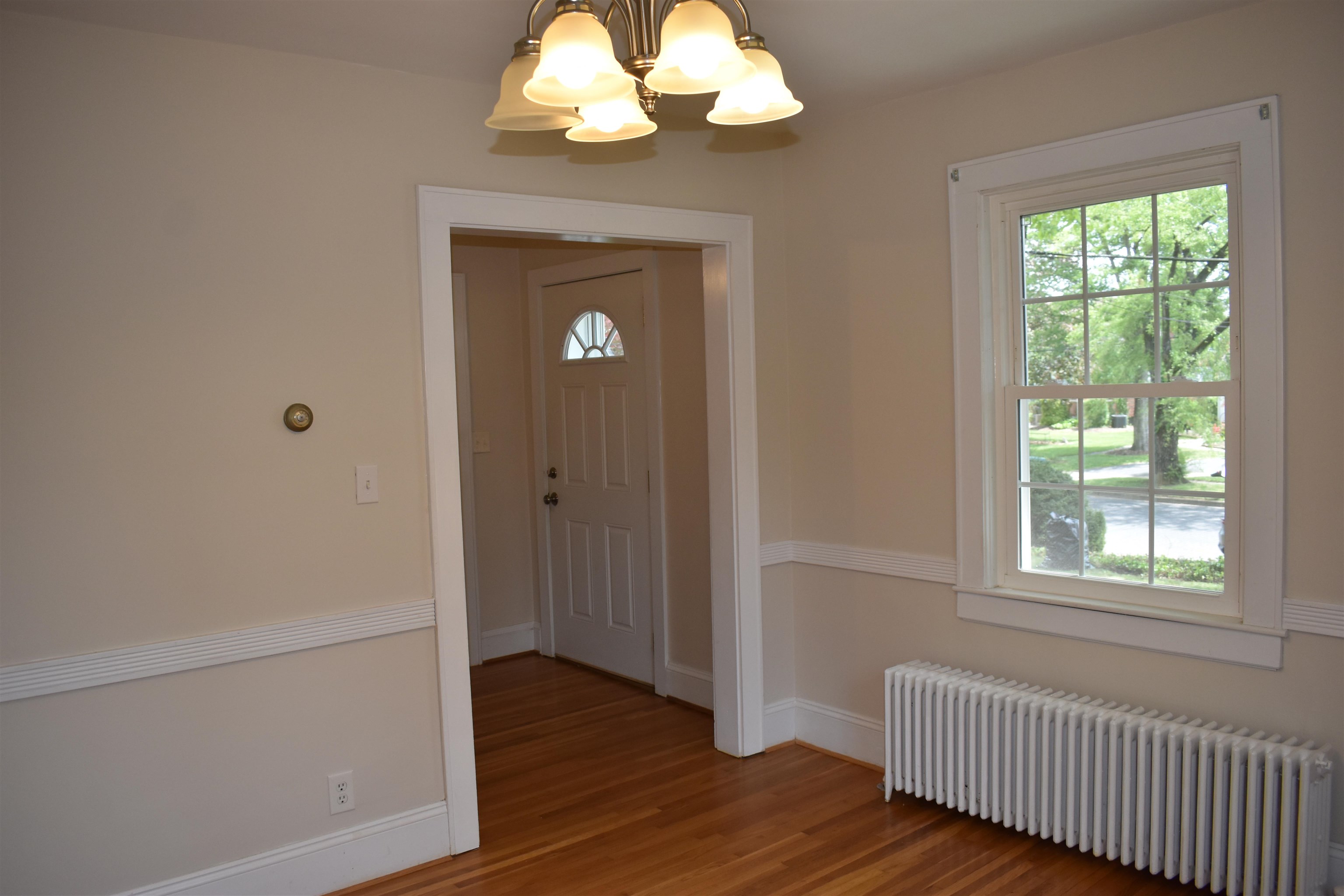 139 CROMPTON RD, WAYNESBORO, Virginia 22980, 3 Bedrooms Bedrooms, ,1 BathroomBathrooms,Residential,139 CROMPTON RD,676830 MLS # 676830