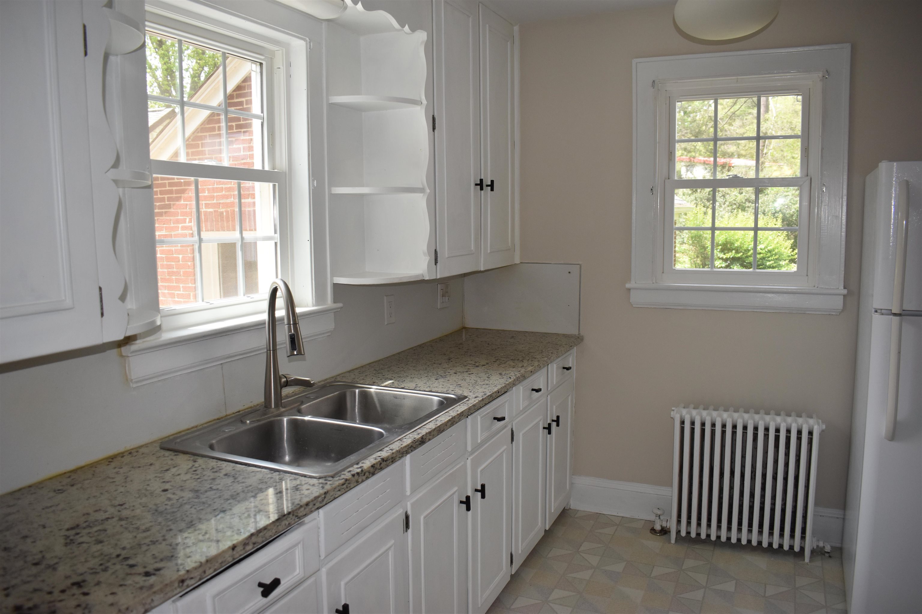 139 CROMPTON RD, WAYNESBORO, Virginia 22980, 3 Bedrooms Bedrooms, ,1 BathroomBathrooms,Residential,139 CROMPTON RD,676830 MLS # 676830