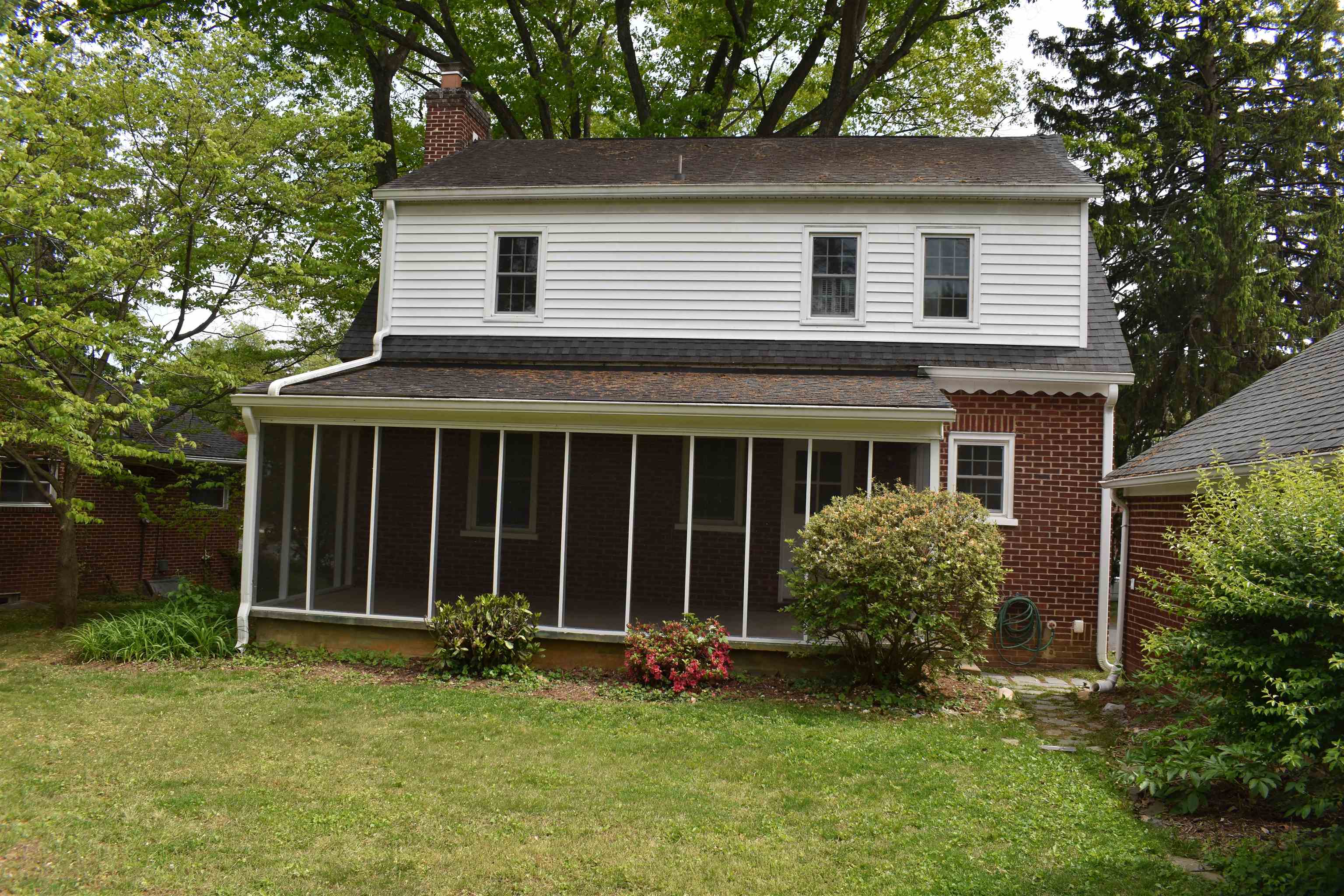 139 CROMPTON RD, WAYNESBORO, Virginia 22980, 3 Bedrooms Bedrooms, ,1 BathroomBathrooms,Residential,139 CROMPTON RD,676830 MLS # 676830