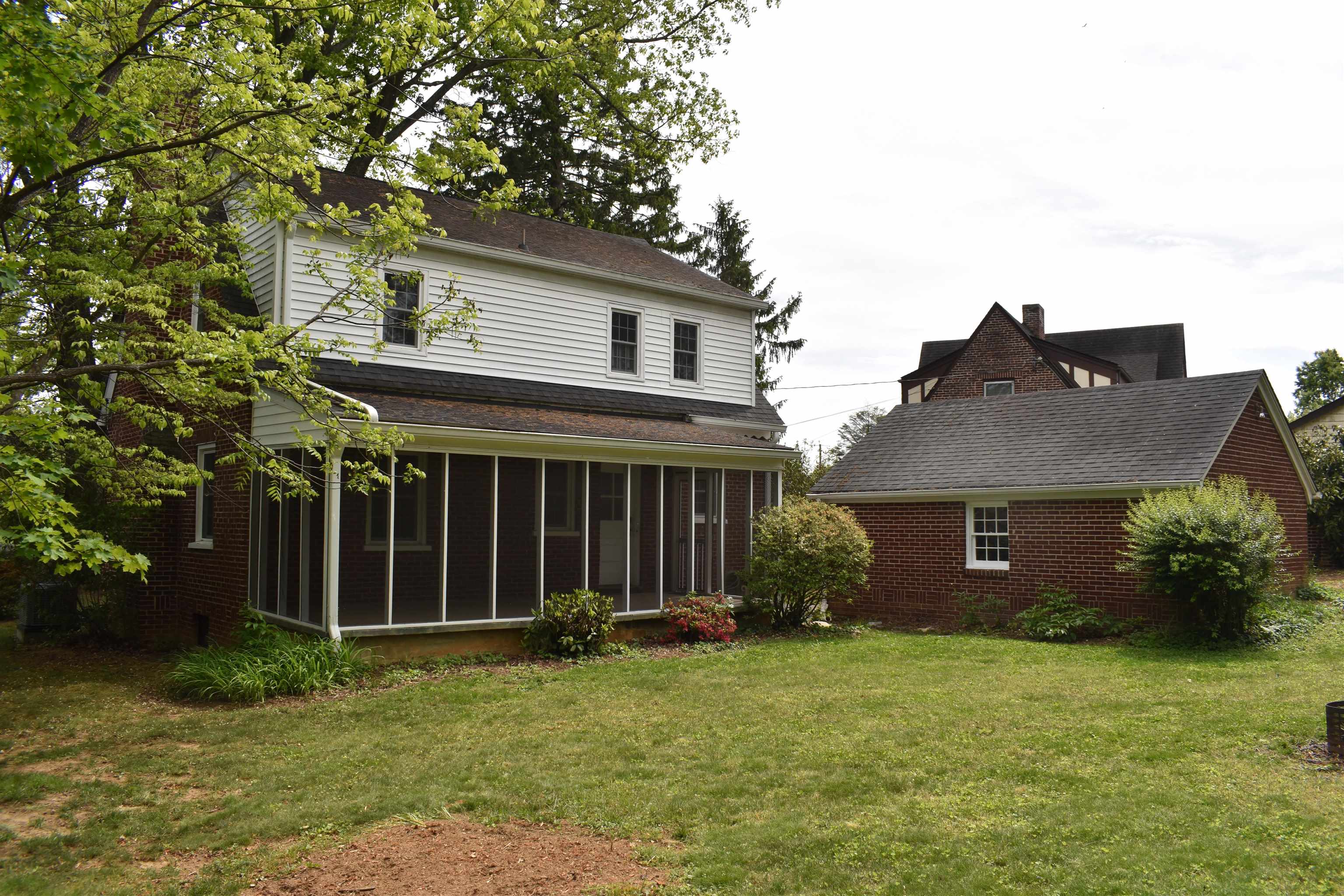 139 CROMPTON RD, WAYNESBORO, Virginia 22980, 3 Bedrooms Bedrooms, ,1 BathroomBathrooms,Residential,139 CROMPTON RD,676830 MLS # 676830