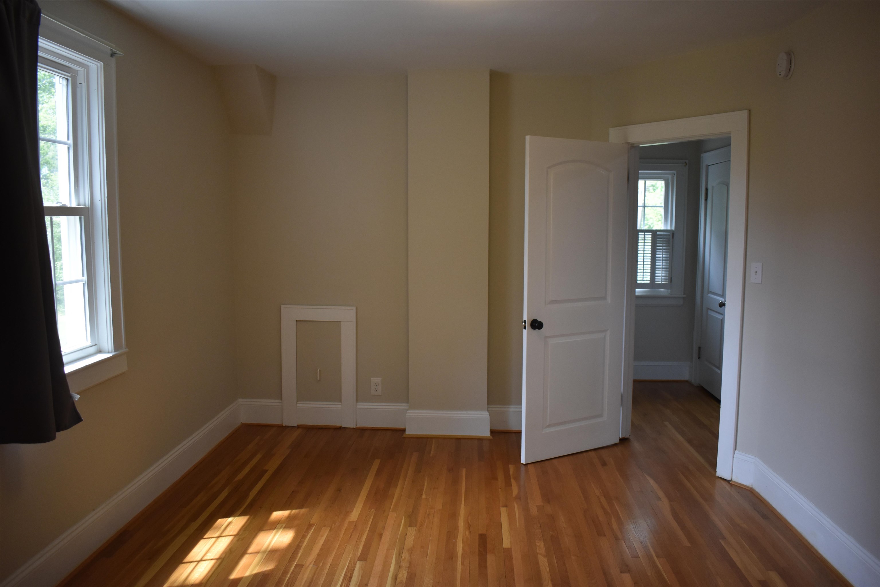 139 CROMPTON RD, WAYNESBORO, Virginia 22980, 3 Bedrooms Bedrooms, ,1 BathroomBathrooms,Residential,139 CROMPTON RD,676830 MLS # 676830