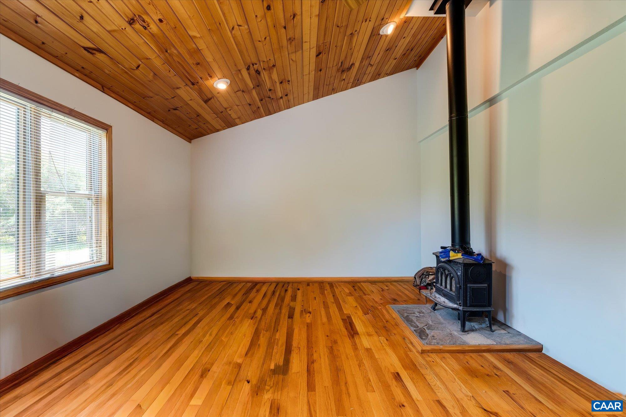 7360 NECK CREEK RD, BELSPRING, Virginia 24058, 3 Bedrooms Bedrooms, ,2 BathroomsBathrooms,Residential,7360 NECK CREEK RD,676834 MLS # 676834