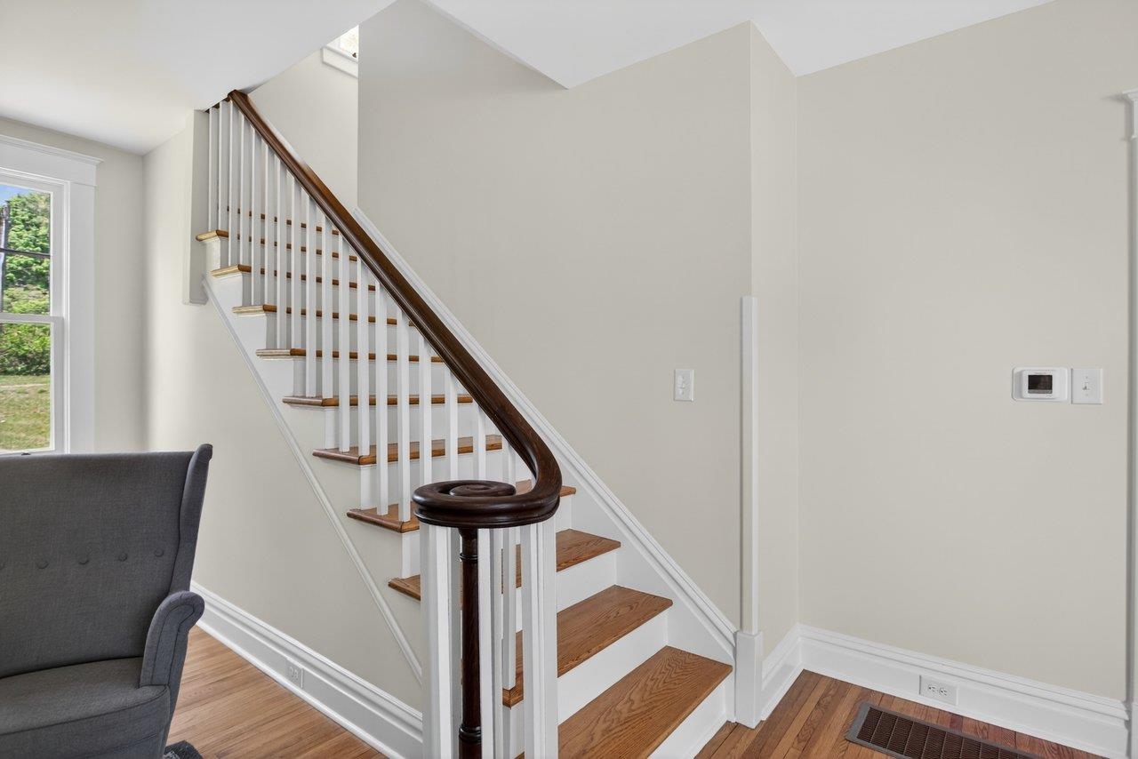 208 LEE ST, STAUNTON, Virginia 24401, 3 Bedrooms Bedrooms, ,1 BathroomBathrooms,Residential,208 LEE ST,676835 MLS # 676835