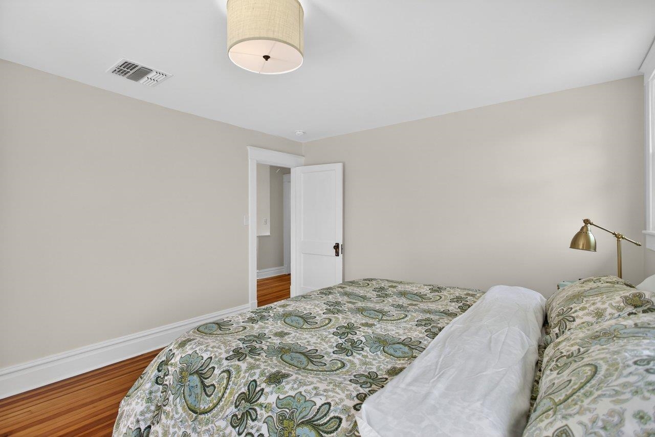 208 LEE ST, STAUNTON, Virginia 24401, 3 Bedrooms Bedrooms, ,1 BathroomBathrooms,Residential,208 LEE ST,676835 MLS # 676835