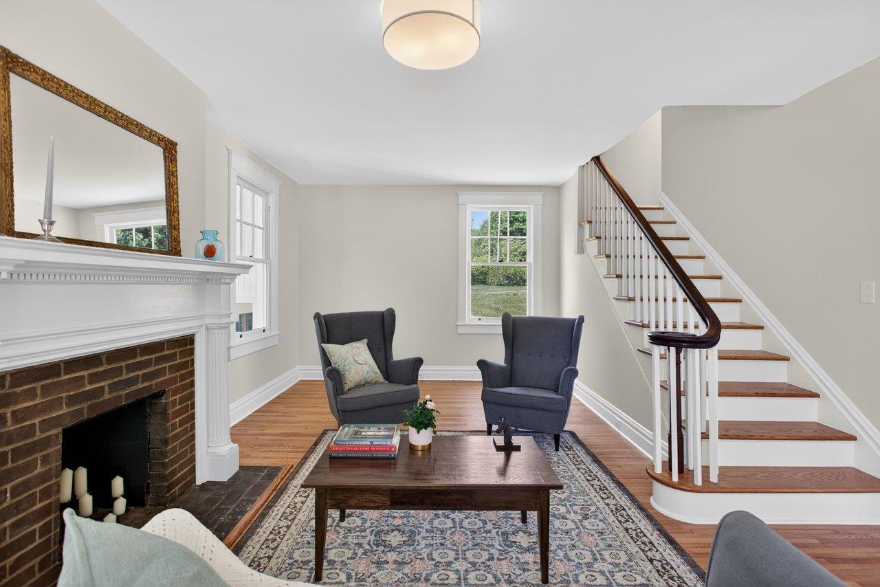 208 LEE ST, STAUNTON, Virginia 24401, 3 Bedrooms Bedrooms, ,1 BathroomBathrooms,Residential,208 LEE ST,676835 MLS # 676835