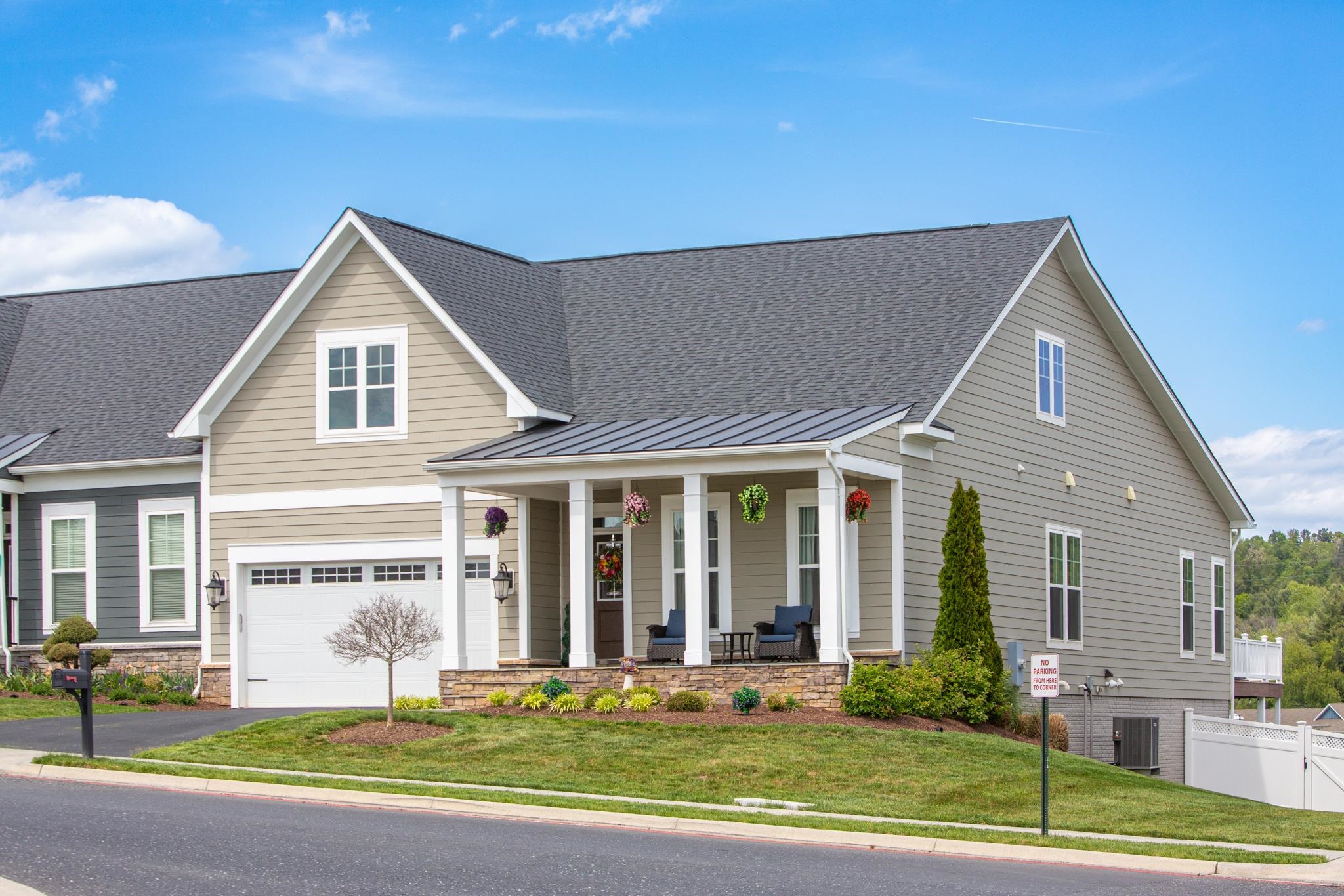 2923 PRESTON LAKE BLVD, ROCKINGHAM, Virginia 22801, 3 Bedrooms Bedrooms, ,3 BathroomsBathrooms,Residential,2923 PRESTON LAKE BLVD,676839 MLS # 676839