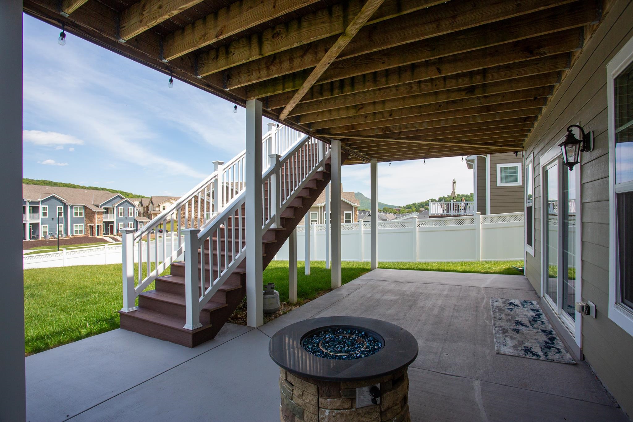 2923 PRESTON LAKE BLVD, ROCKINGHAM, Virginia 22801, 3 Bedrooms Bedrooms, ,3 BathroomsBathrooms,Residential,2923 PRESTON LAKE BLVD,676839 MLS # 676839
