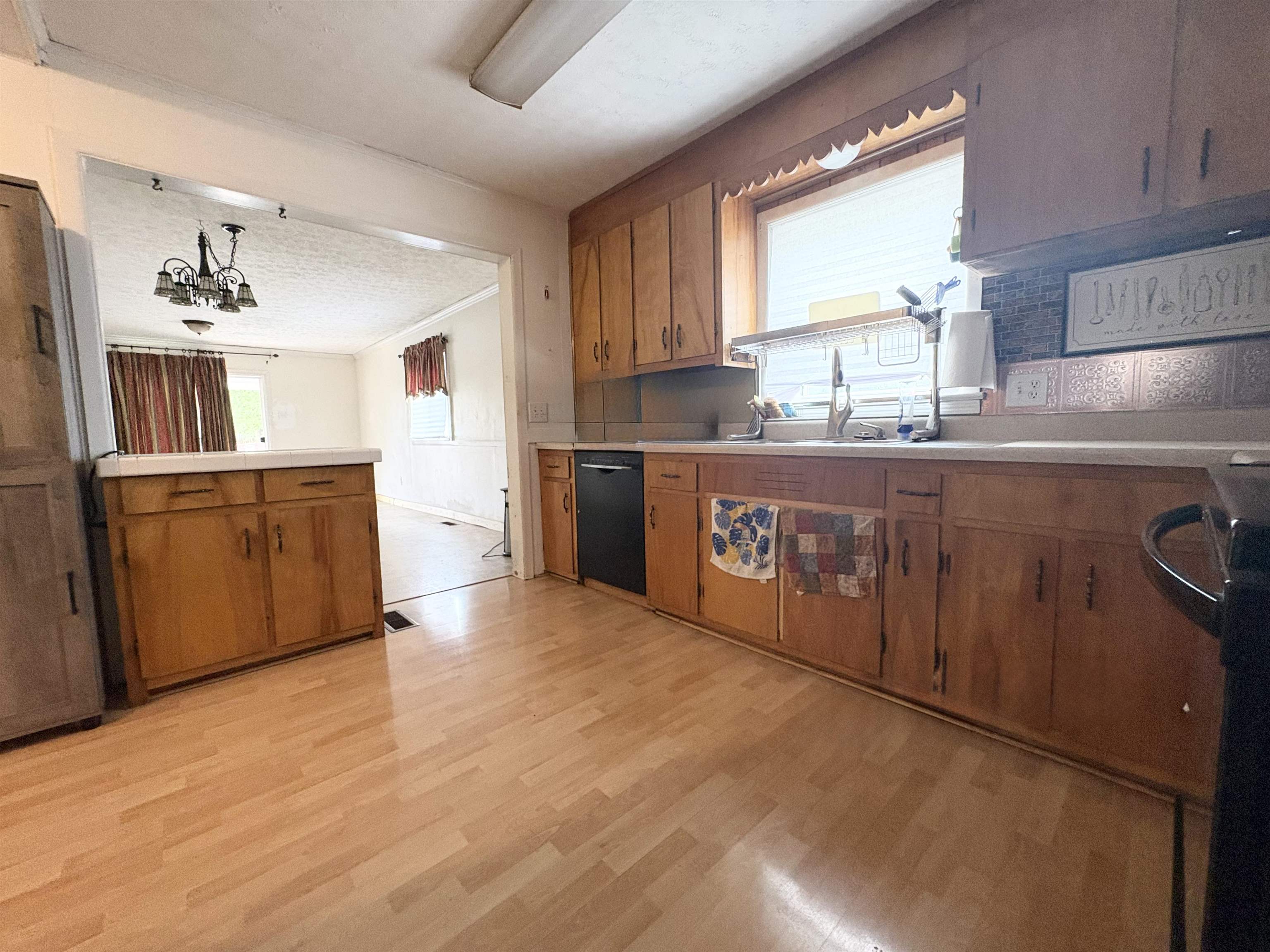 604 LOUDOUN AVE, WAYNESBORO, Virginia 22980, 3 Bedrooms Bedrooms, ,2 BathroomsBathrooms,Residential,604 LOUDOUN AVE,676842 MLS # 676842