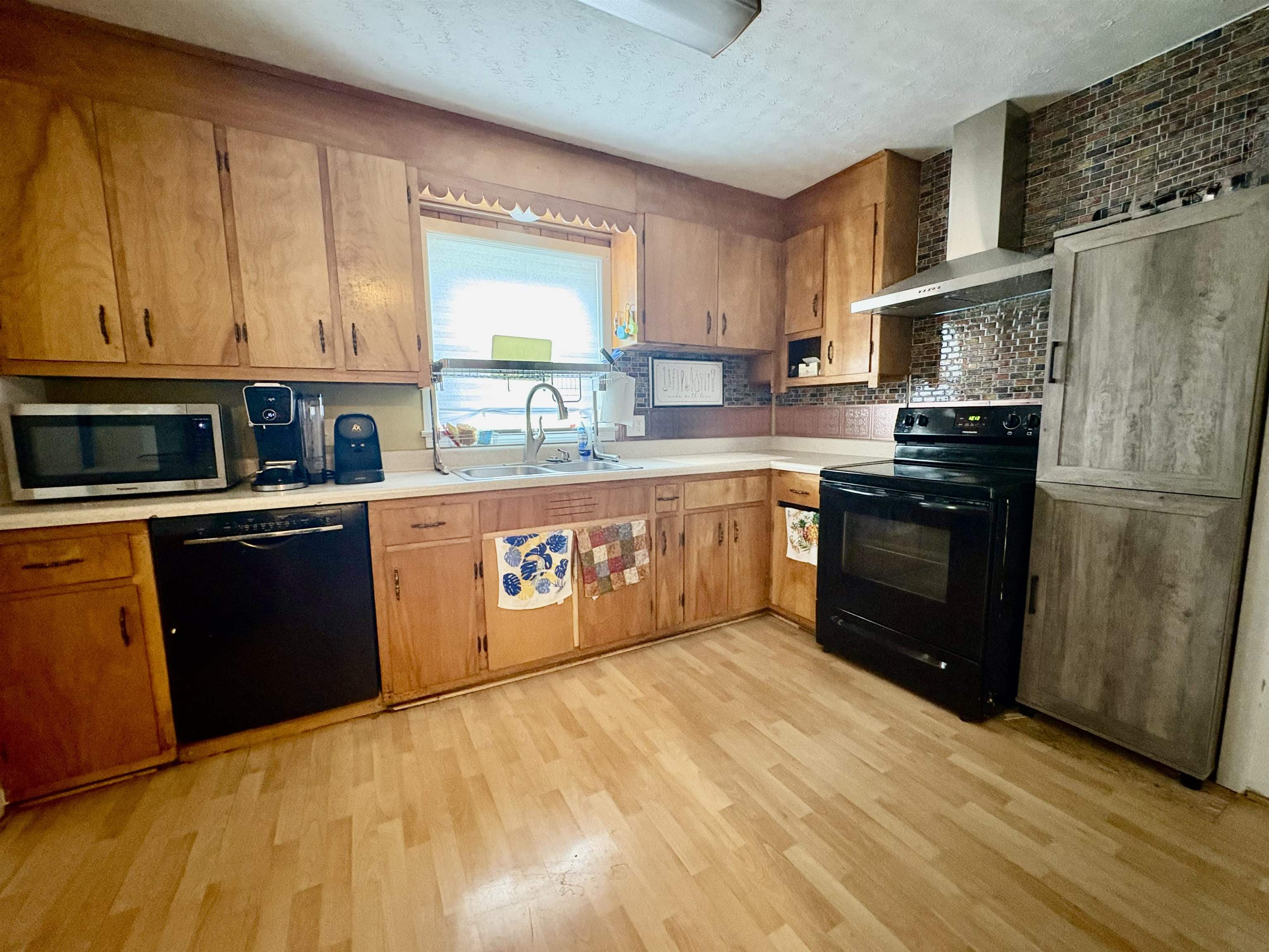 604 LOUDOUN AVE, WAYNESBORO, Virginia 22980, 3 Bedrooms Bedrooms, ,2 BathroomsBathrooms,Residential,604 LOUDOUN AVE,676842 MLS # 676842