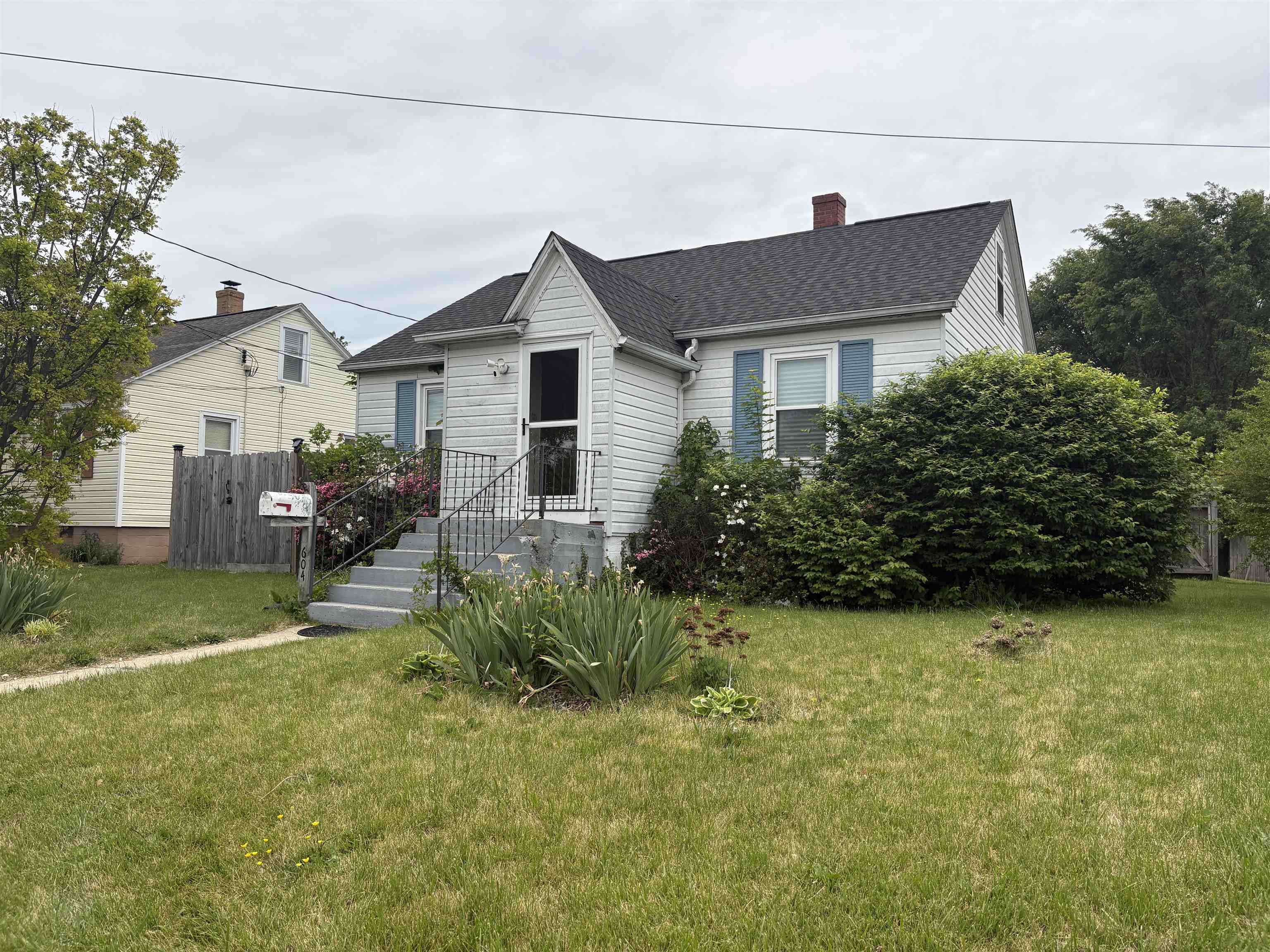 604 LOUDOUN AVE, WAYNESBORO, Virginia 22980, 3 Bedrooms Bedrooms, ,2 BathroomsBathrooms,Residential,604 LOUDOUN AVE,676842 MLS # 676842