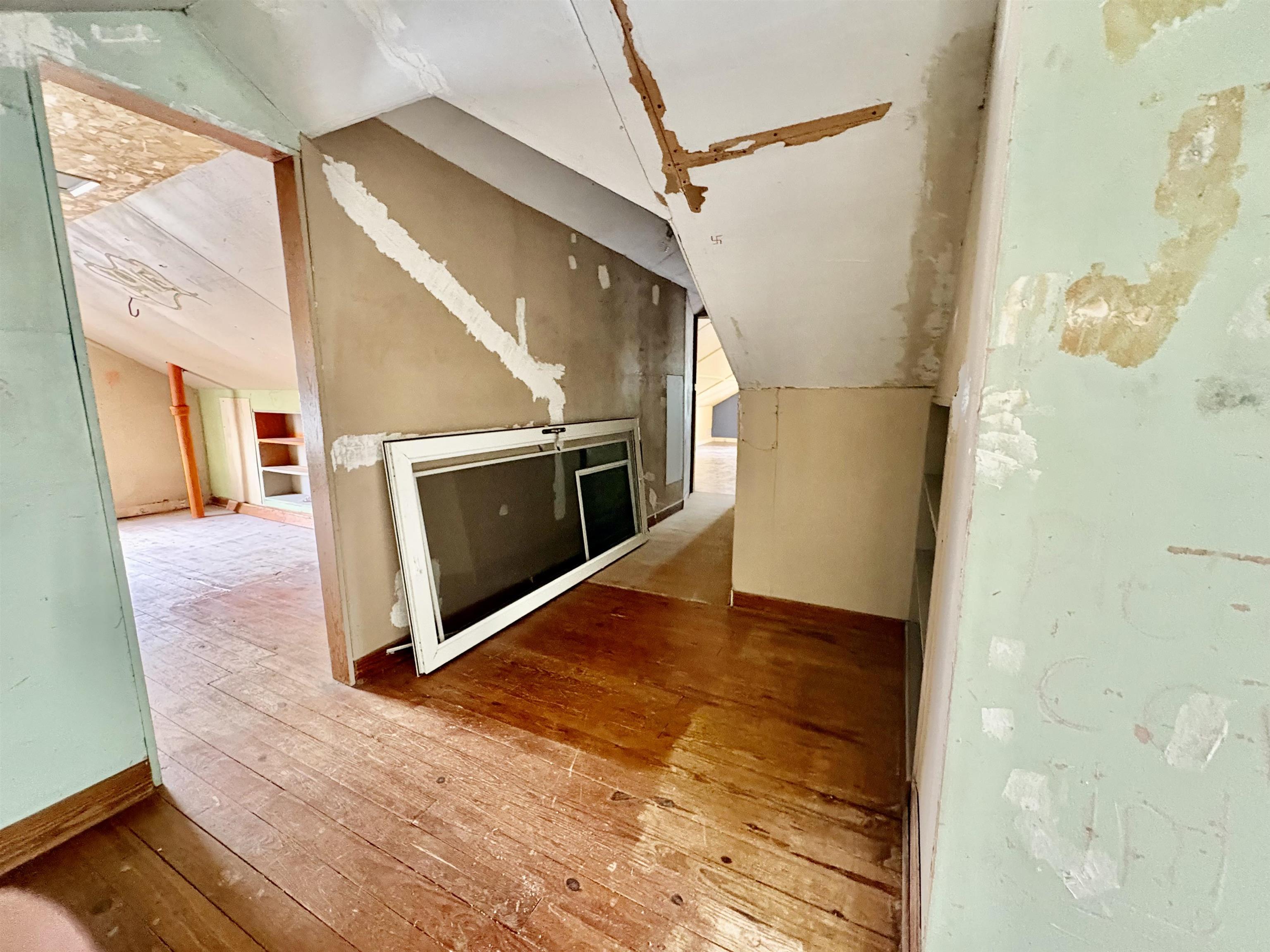 604 LOUDOUN AVE, WAYNESBORO, Virginia 22980, 3 Bedrooms Bedrooms, ,2 BathroomsBathrooms,Residential,604 LOUDOUN AVE,676842 MLS # 676842