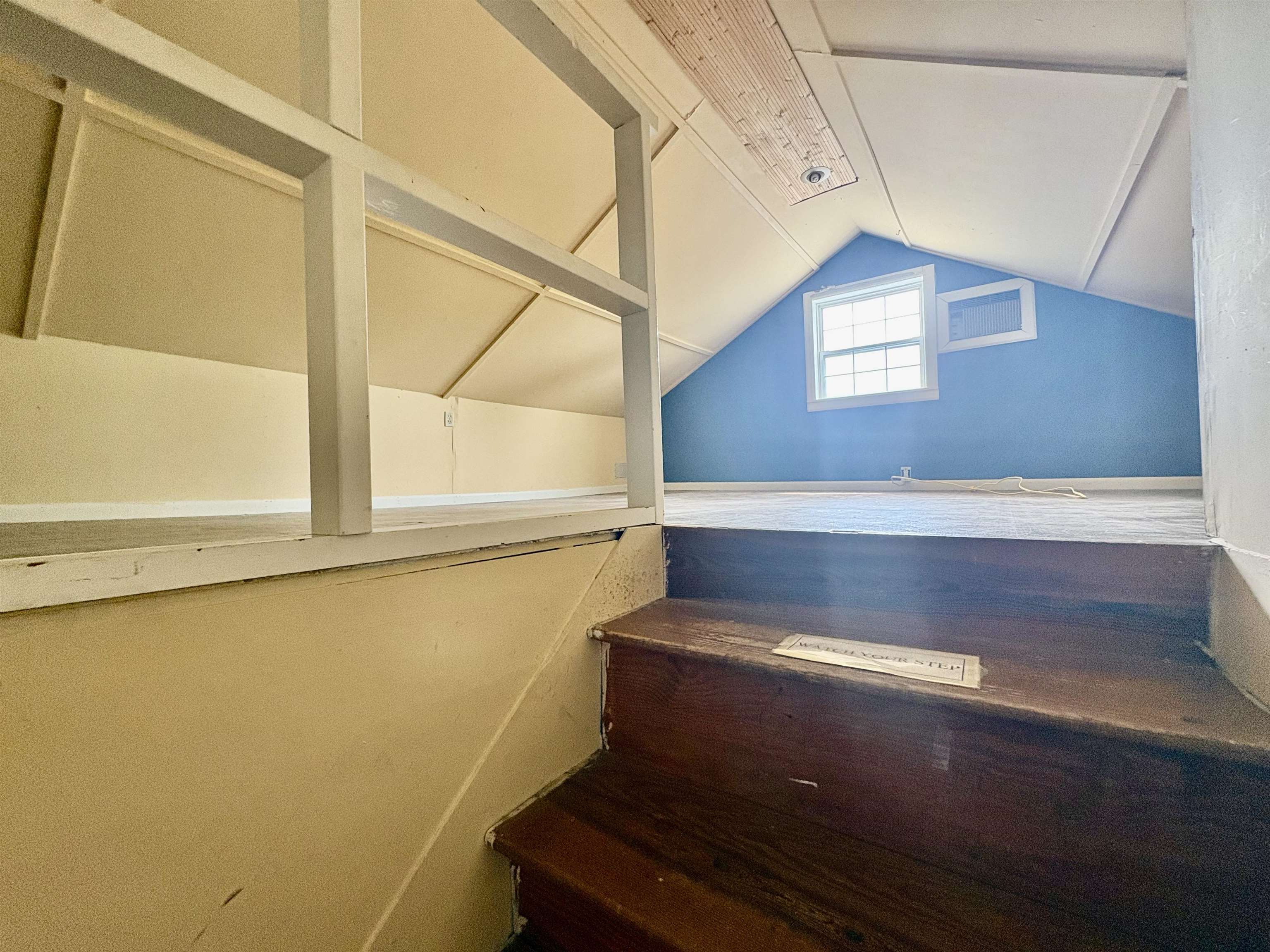 604 LOUDOUN AVE, WAYNESBORO, Virginia 22980, 3 Bedrooms Bedrooms, ,2 BathroomsBathrooms,Residential,604 LOUDOUN AVE,676842 MLS # 676842