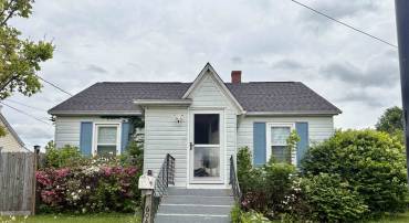 604 LOUDOUN AVE, WAYNESBORO, Virginia 22980, 3 Bedrooms Bedrooms, ,2 BathroomsBathrooms,Residential,604 LOUDOUN AVE,676842 MLS # 676842