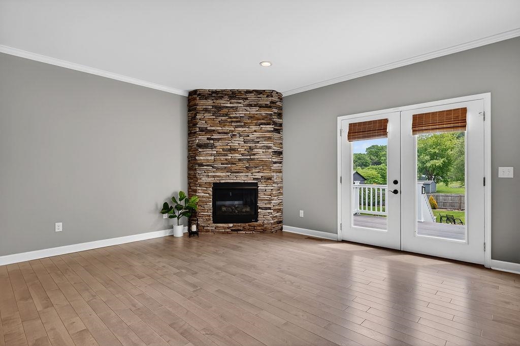 190 MONTGOMERY RD, STAUNTON, Virginia 24401, 3 Bedrooms Bedrooms, ,2 BathroomsBathrooms,Residential,190 MONTGOMERY RD,676843 MLS # 676843