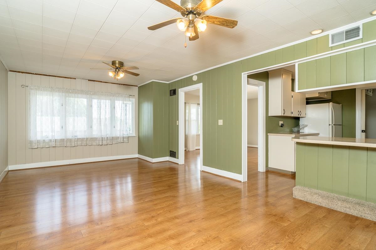 1401 COLLEGE AVE, HARRISONBURG, Virginia 22802, 3 Bedrooms Bedrooms, ,2 BathroomsBathrooms,Residential,1401 COLLEGE AVE,676847 MLS # 676847